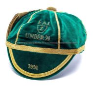 F.A.I Republic of Ireland Under-21 cap 1991 awarded to Jeff Kenna, green velvet with gold braid