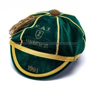 F.A.I Republic of Ireland Under-21 cap 1991 awarded to Jeff Kenna, green velvet with gold braid