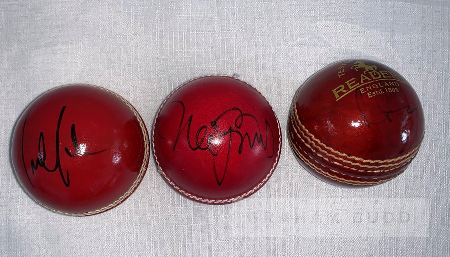 Pakistan cricket legends signed cricket balls, comprising three balls, each with a single