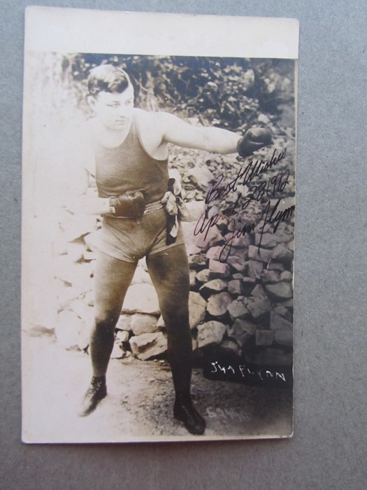 Former Heavyweight Contender Jim Flynn signed b & w photographic postcard, dated 1906, depicting Jim