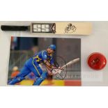 Sri Lanka cricketer Kumar Sangkarra signed memorabilia, Comprising signed Ton Mini Bat (same brand