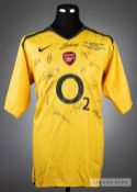 Squad signed 2006 UEFA Champions League final yellow Arsenal unnamed away jersey v Barcelona in