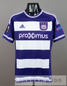 David Praet purple and white Anderlecht no.10 jersey v Tottenham Hotspur in UEFA Europa League group