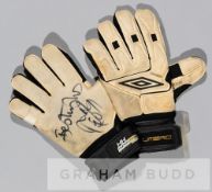 Portsmouth's David James signed Umbro goalkeeper's gloves, the white and black Hyper Hesion grip