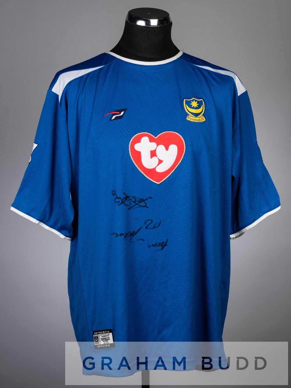 Yakubu signed blue and white Portsmouth no.20 home jersey, season 2003-04, short-sleeved with