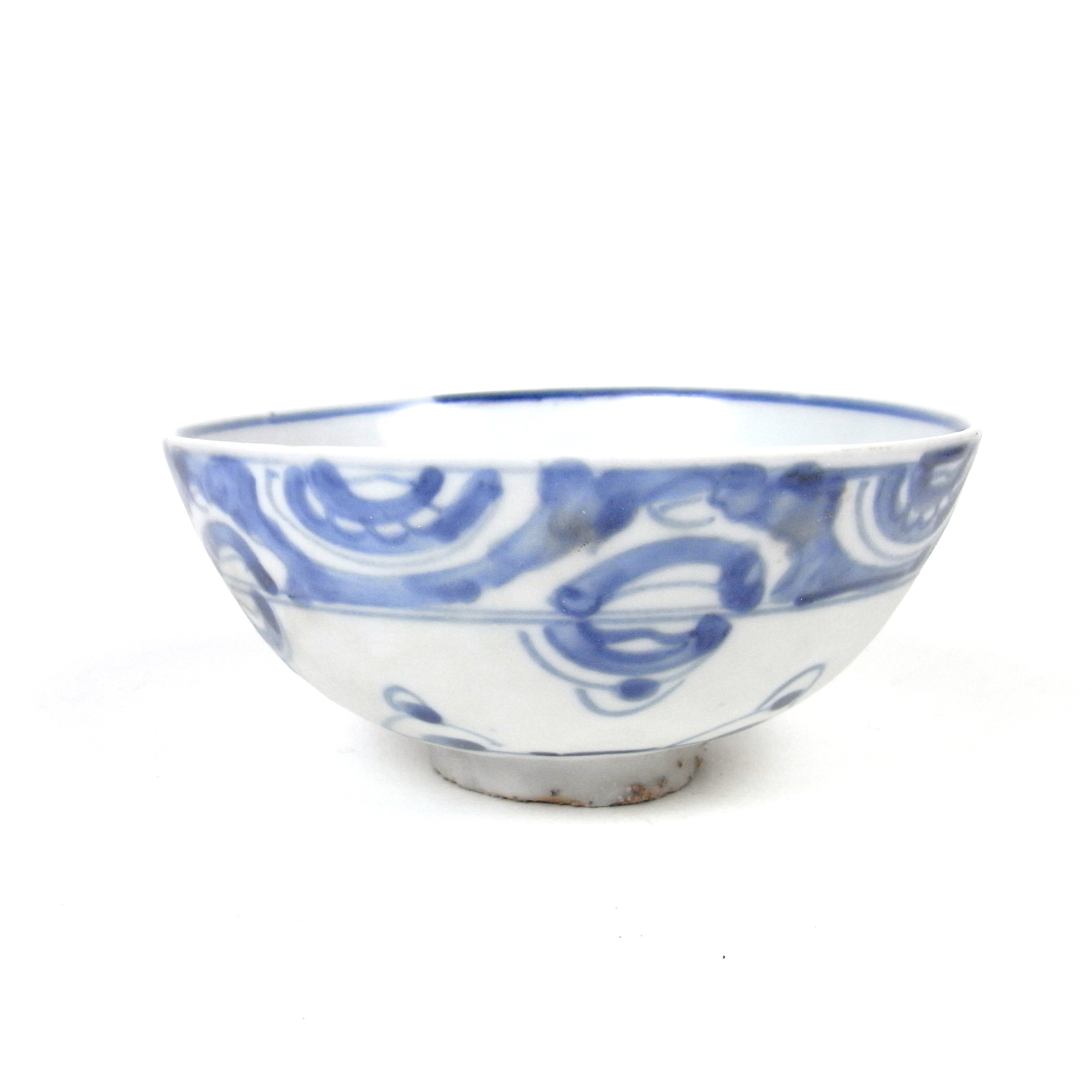 A Chinese blue & white porcelain bowl, probably late Ming period