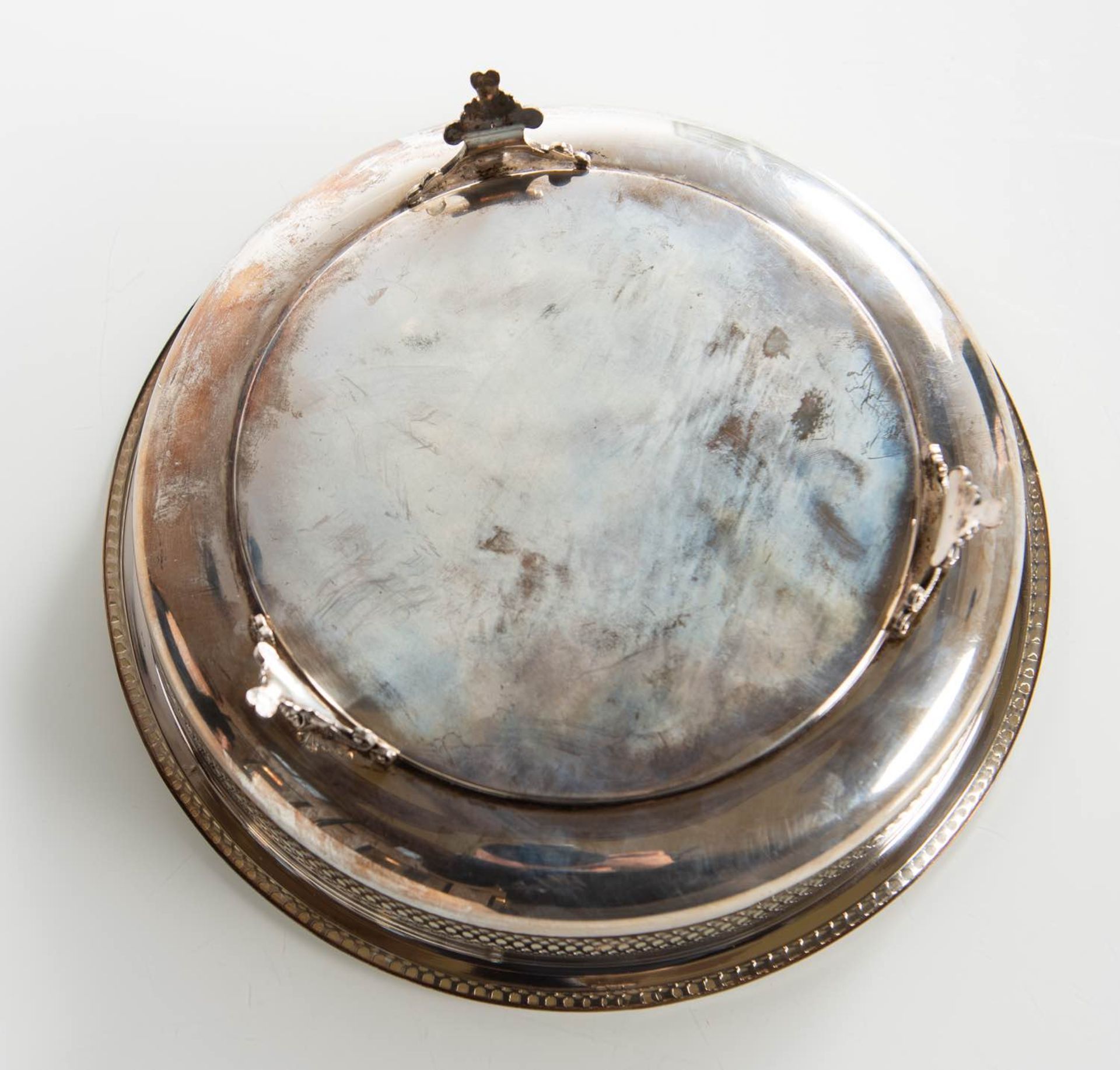 Cestina circolare in argento con bordo cordonato, Brescia - XX secolo. - Image 5 of 5