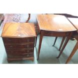 A reproduction dwarf mahogany four drawer chest and an occasional table with drop leaves (2)