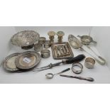 A tray lot of EP - Continental silver basket, napkin rings, quaich etc Condition Report: