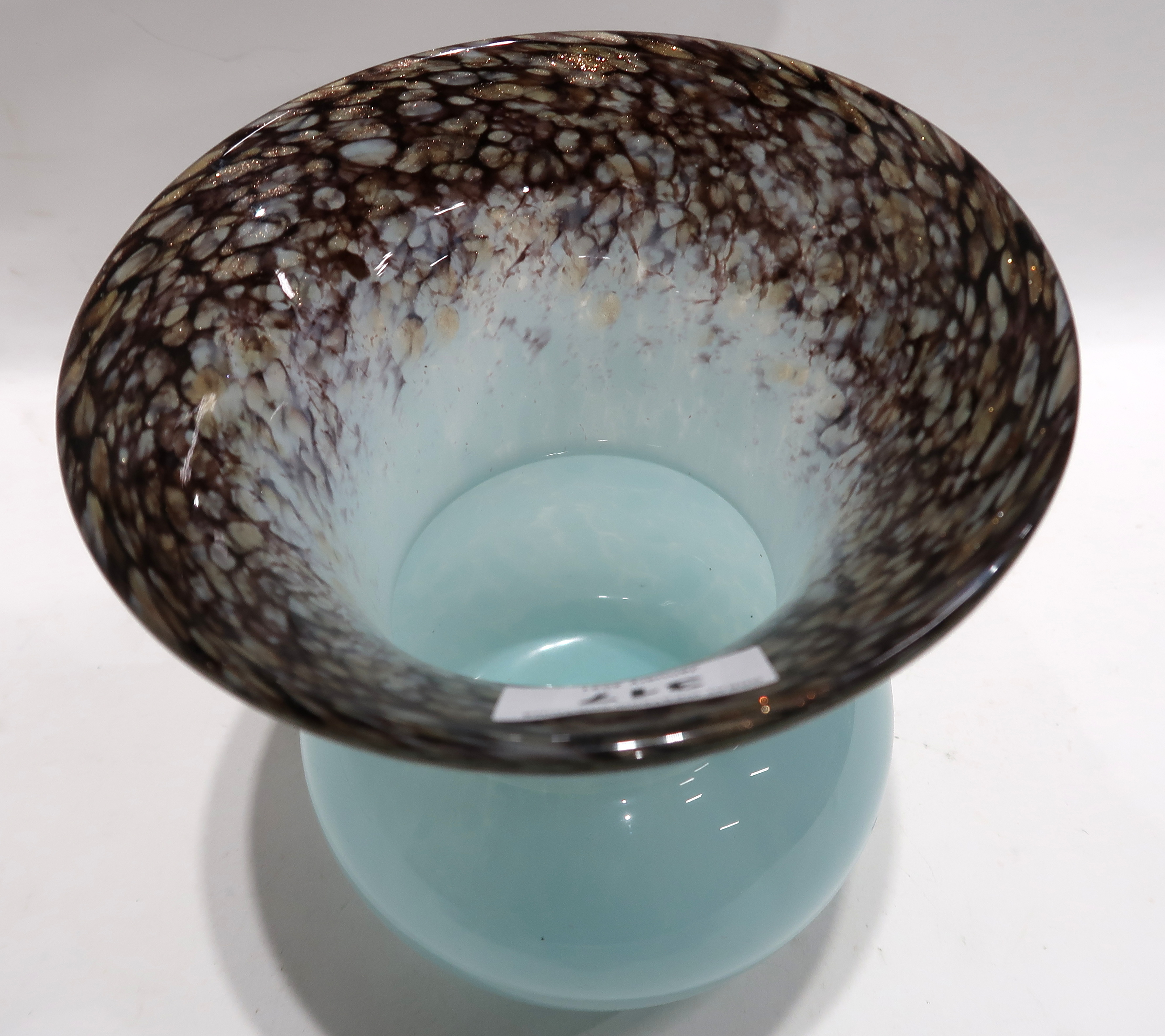 A blue Monart glass vase with aventurine and purple speckles, 18cm high Condition Report: nice - Image 3 of 3