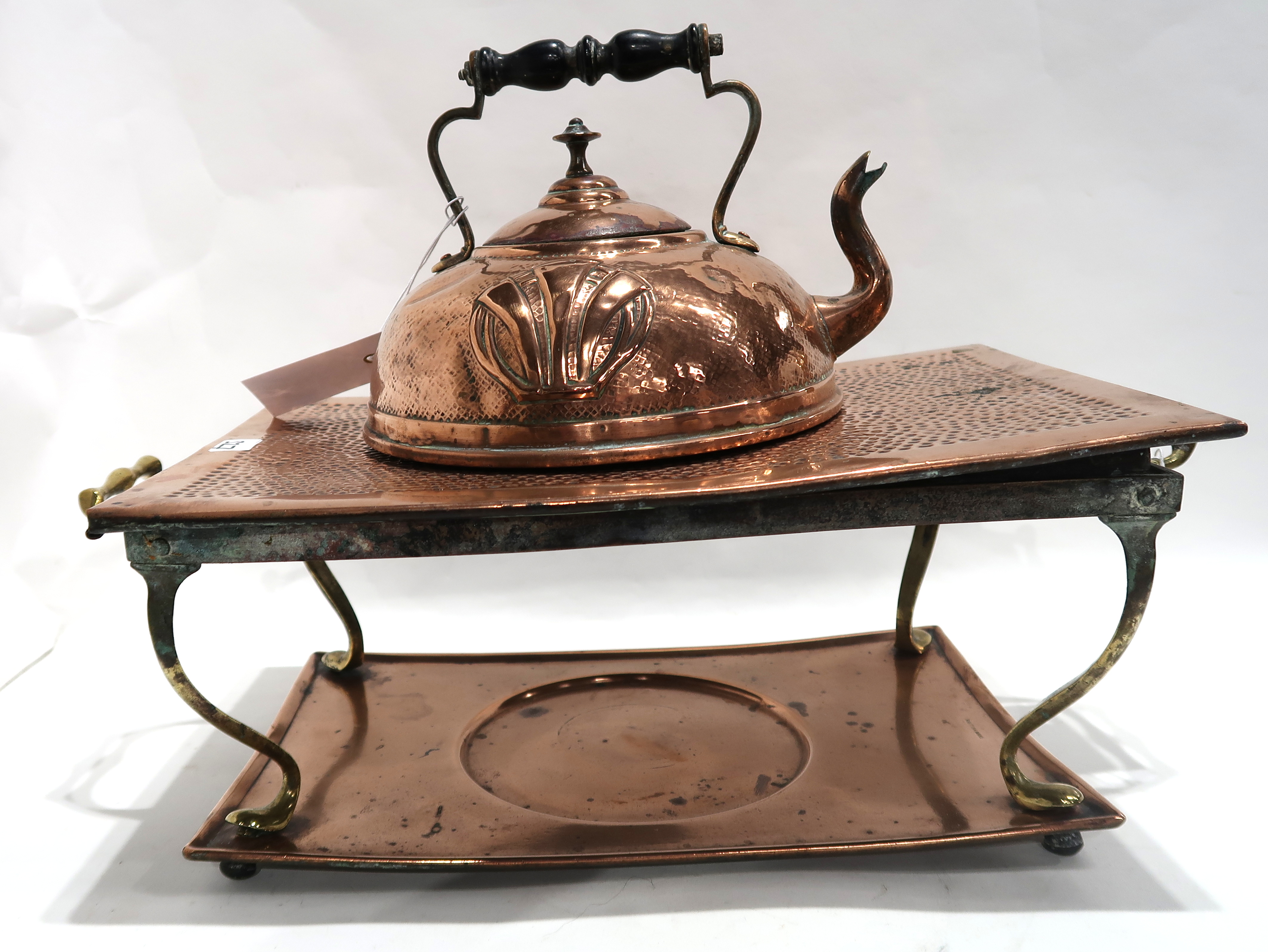 A copper kettle on stand Condition Report: Available upon request - Image 2 of 5