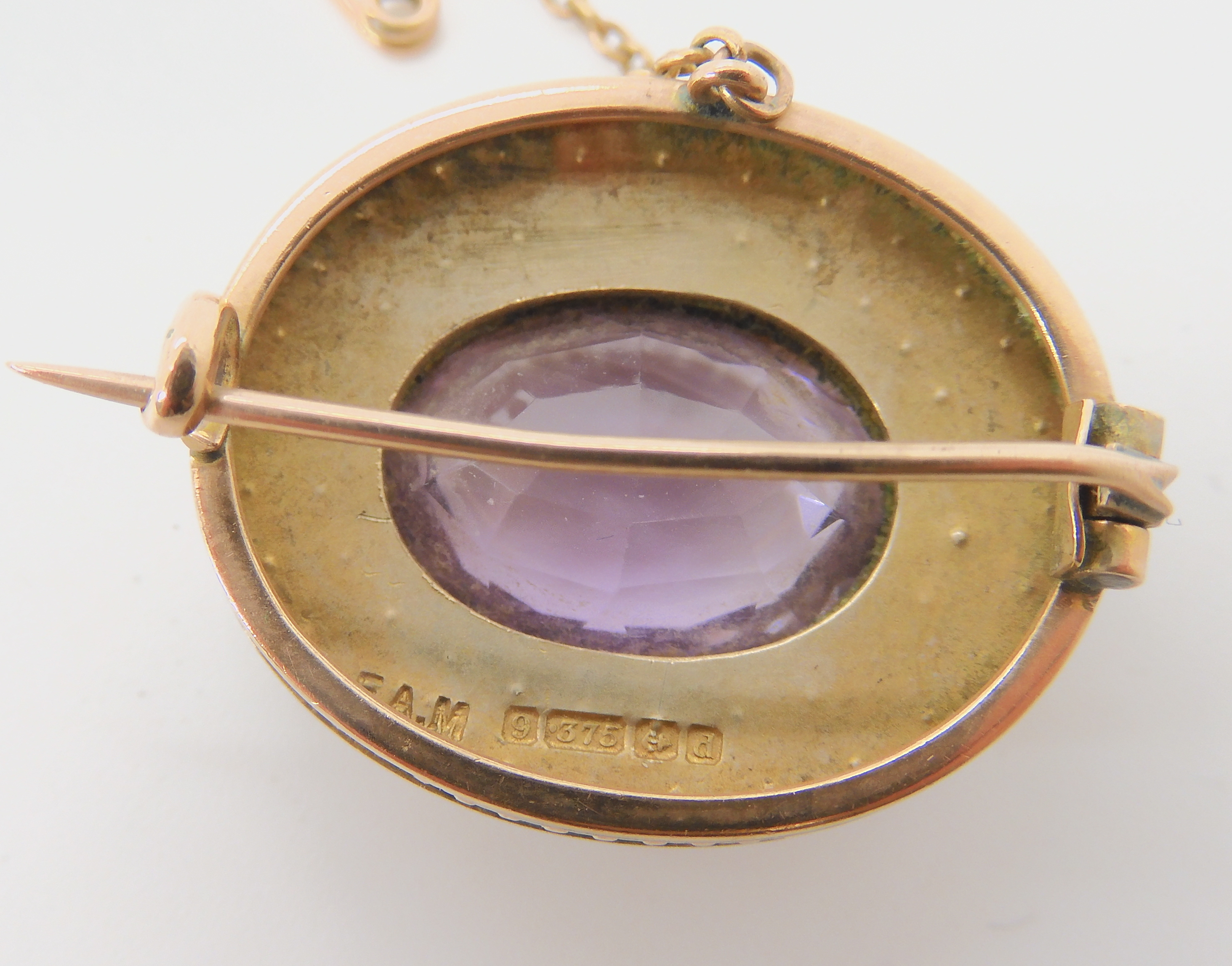 A 9ct gold pearl and amethyst brooch, 2.7cm x 2.2cm, hallmarked Birmingham 1903, weight 7.6gms - Image 2 of 2