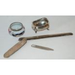 A silver salt, silver comb holder etc Condition Report: Available upon request