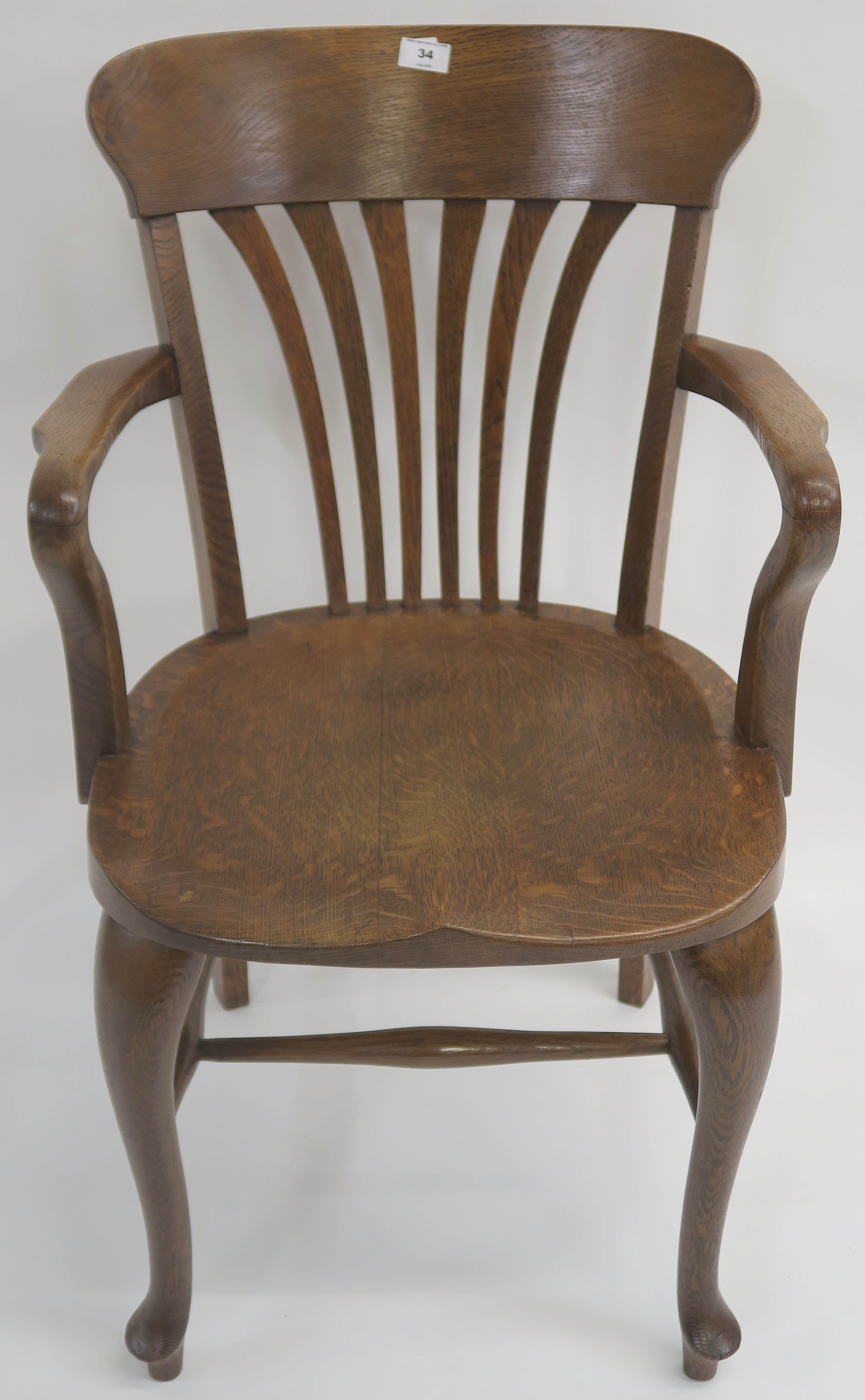 An early 20th Century oak office chair Condition Report: Available upon request - Image 2 of 3