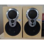 Two Linn Akurate 212 3K driver array bookshelf speakers (af) Condition Report: Available upon