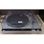 A Technics SL-3200 direct drive automatic turntable, serial number SFNZ170G01 (af) Condition Report: