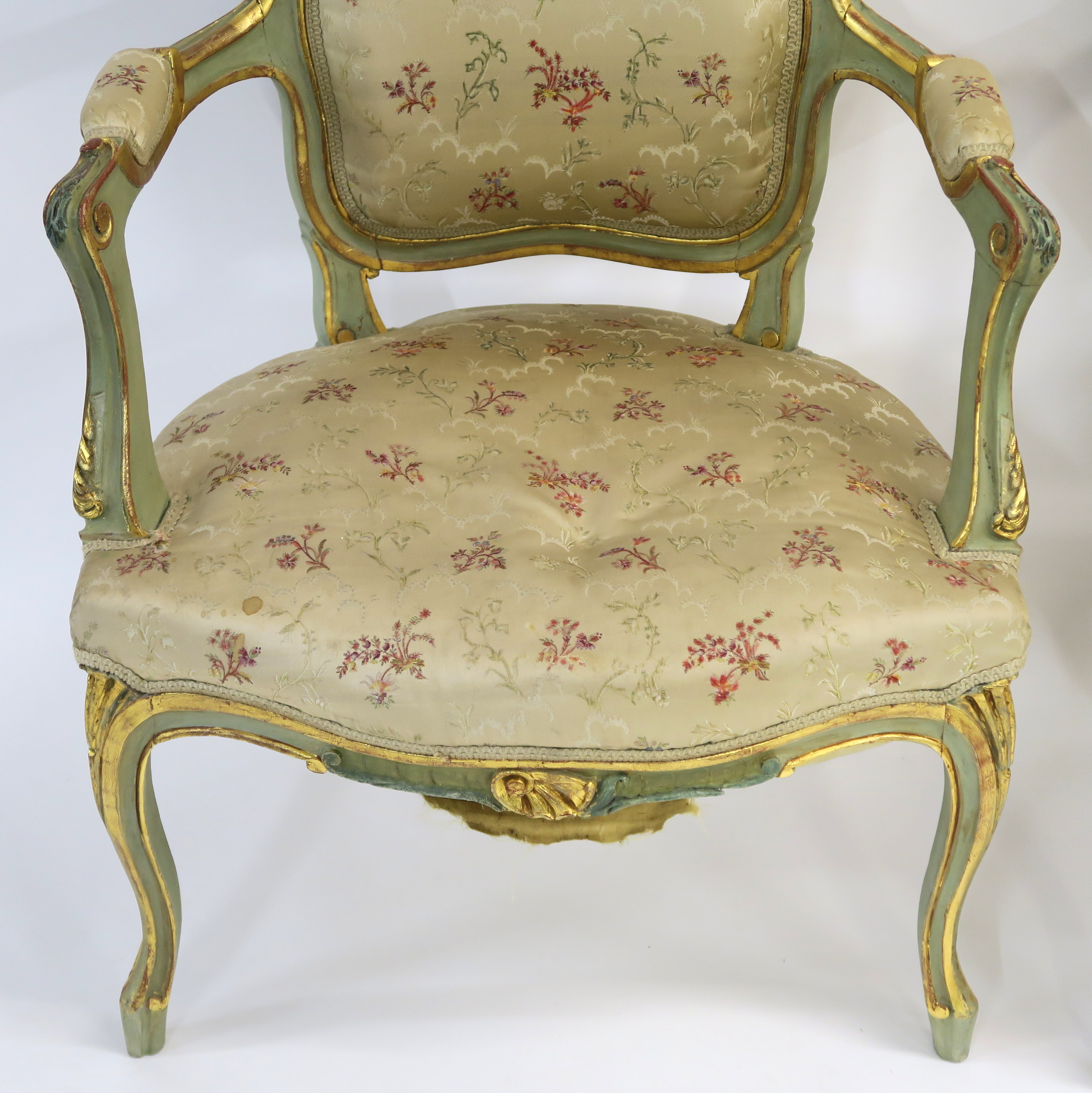 A PAIR OF LOUIS XV STYLE GILTWOOD AND PAINTED FAUTEUIL with carved foliate cresting and padded - Image 5 of 10