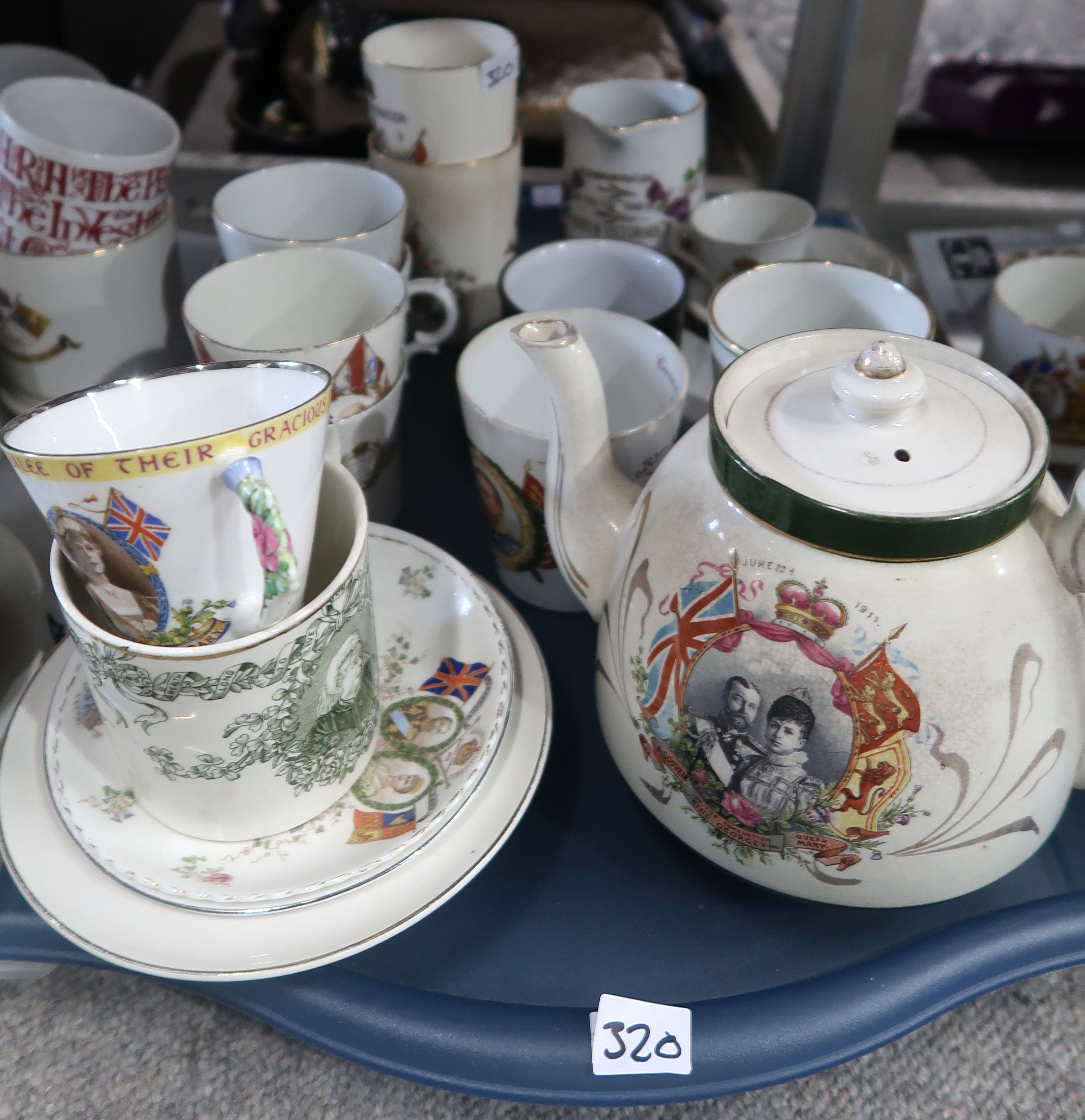 A lot comprising a quantity of 19th/20th century Royal commemorative china to include a Foley cup - Image 4 of 6