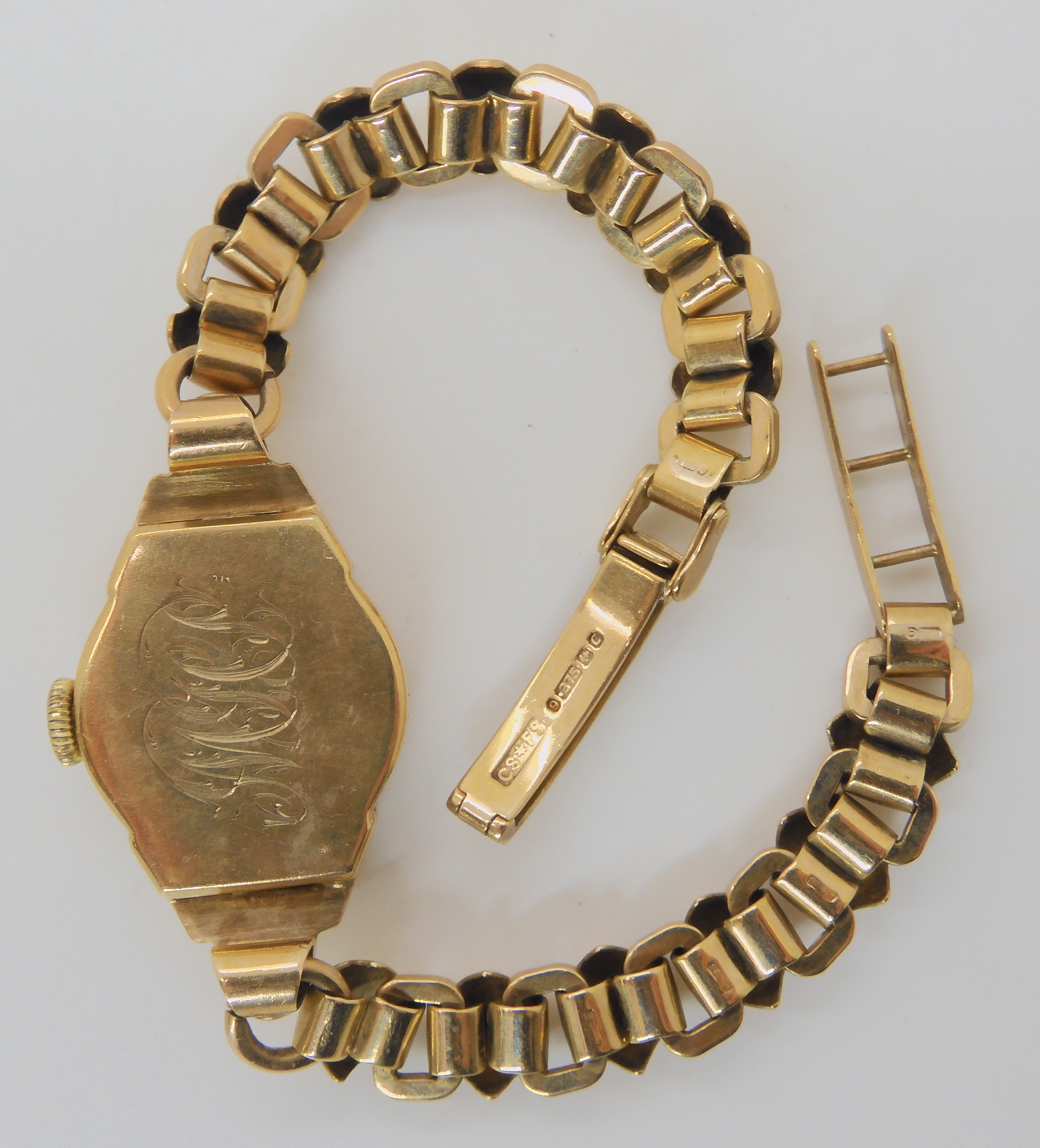 A 9CT GOLD LADIES LONGINES WATCH with decorative strap length 18.5cm, case dimensions 3.3cm x 1.8cm, - Bild 3 aus 4
