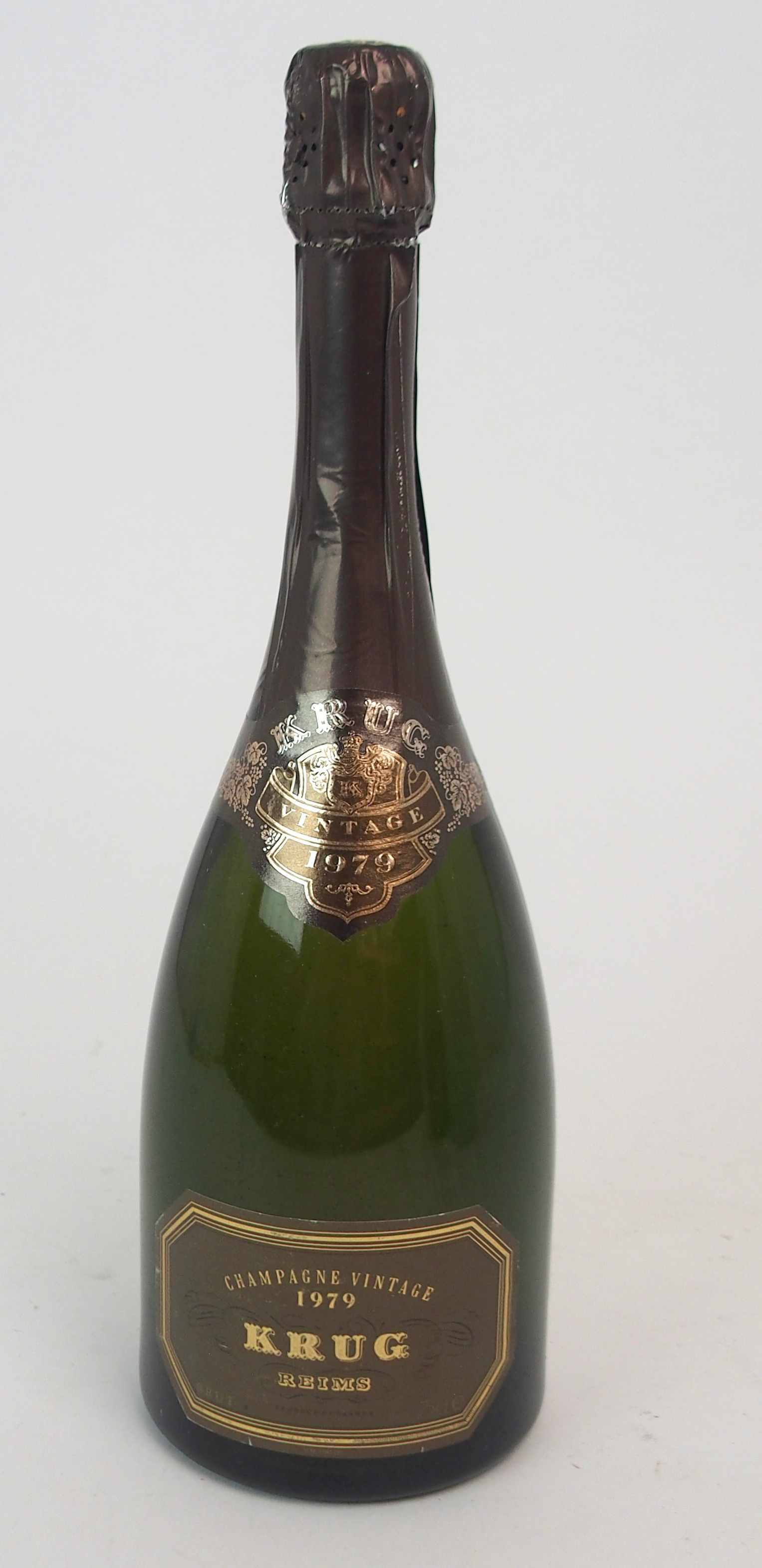 A BOTTLE OF KRUG VINTAGE CHAMPAGNE, 1979 75cl Condition Report: Available upon request