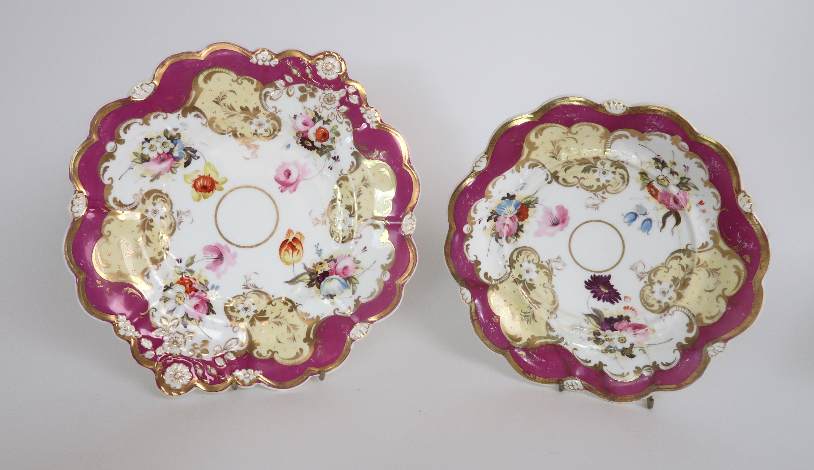 A HICKS AND MEIGH TEA AND COFFEE SET the white ground with maroon and gilt borders, surrounding - Image 2 of 13