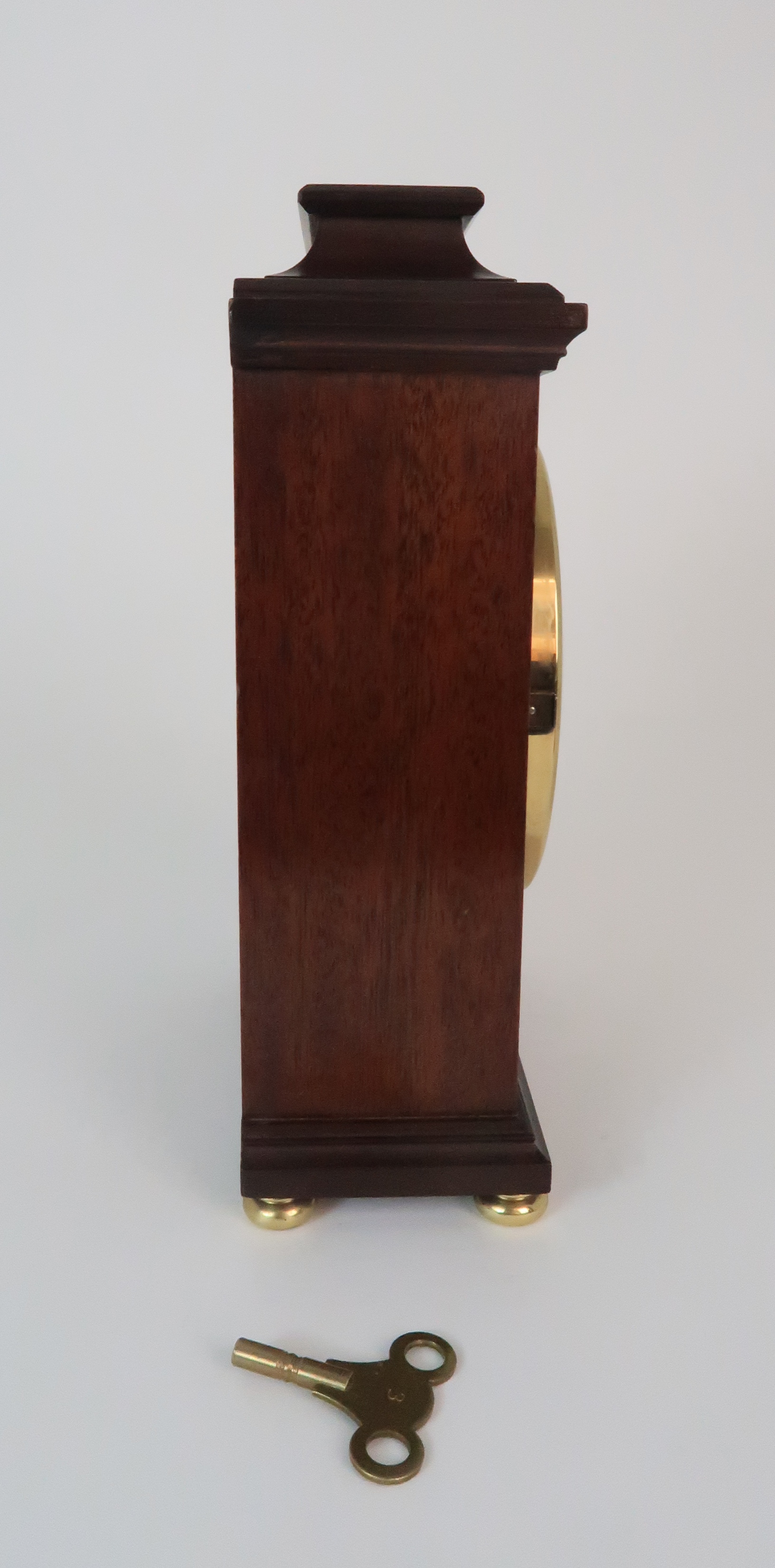 A COMITTI OF LONDON MANTLE CLOCK the wooden case with white dial and Roman numerals, the brass - Image 6 of 7