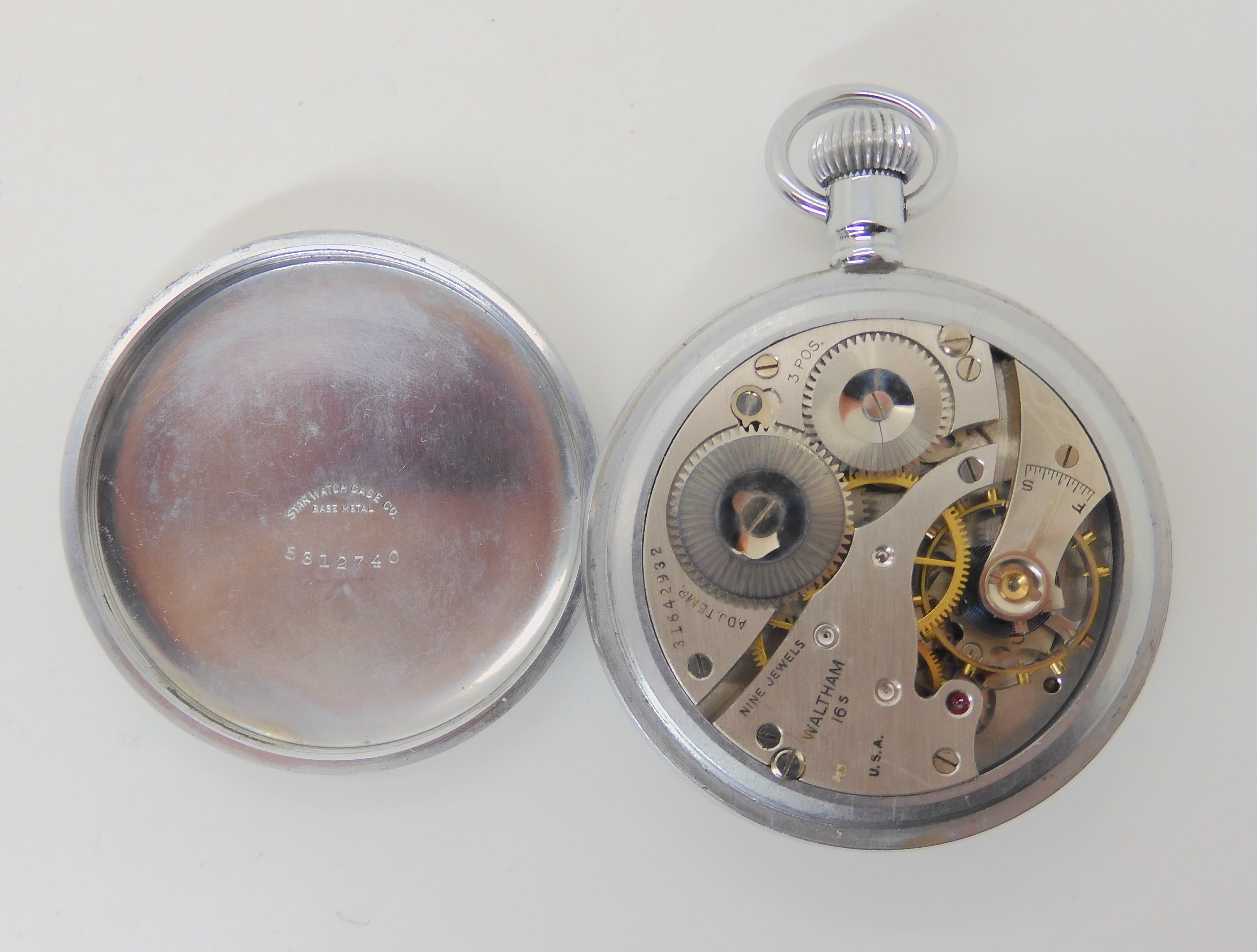 TWO MILITARY WALTHAM POCKET WATCHES AND A STOP WATCH the first with black dial subsidiary seconds - Bild 5 aus 13