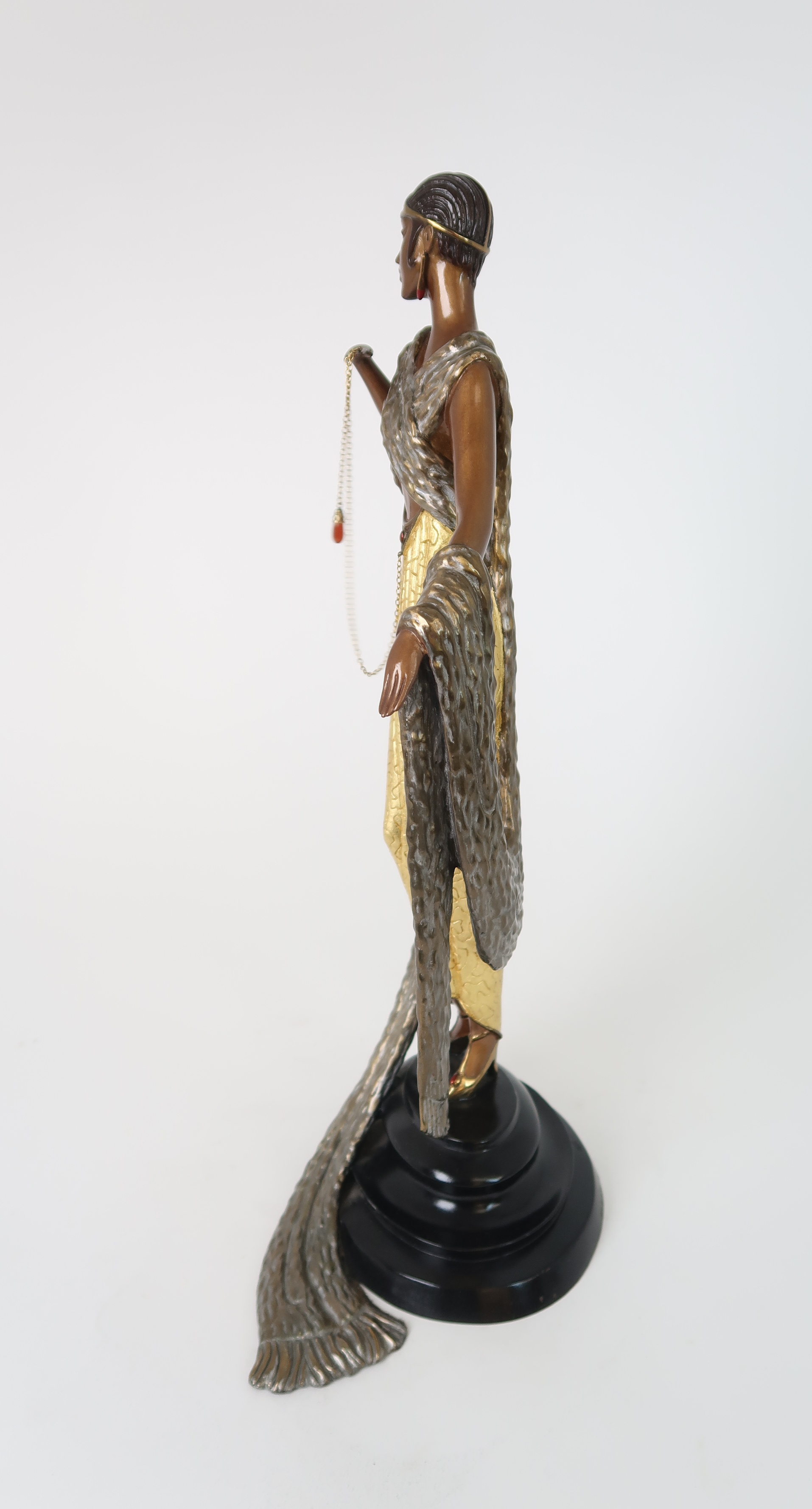 ERTE, (Russian, 1892-1990) 'JE L'AIME' bronze figure of a woman, stamped 498/500, 1988, Sevenarts - Image 2 of 7