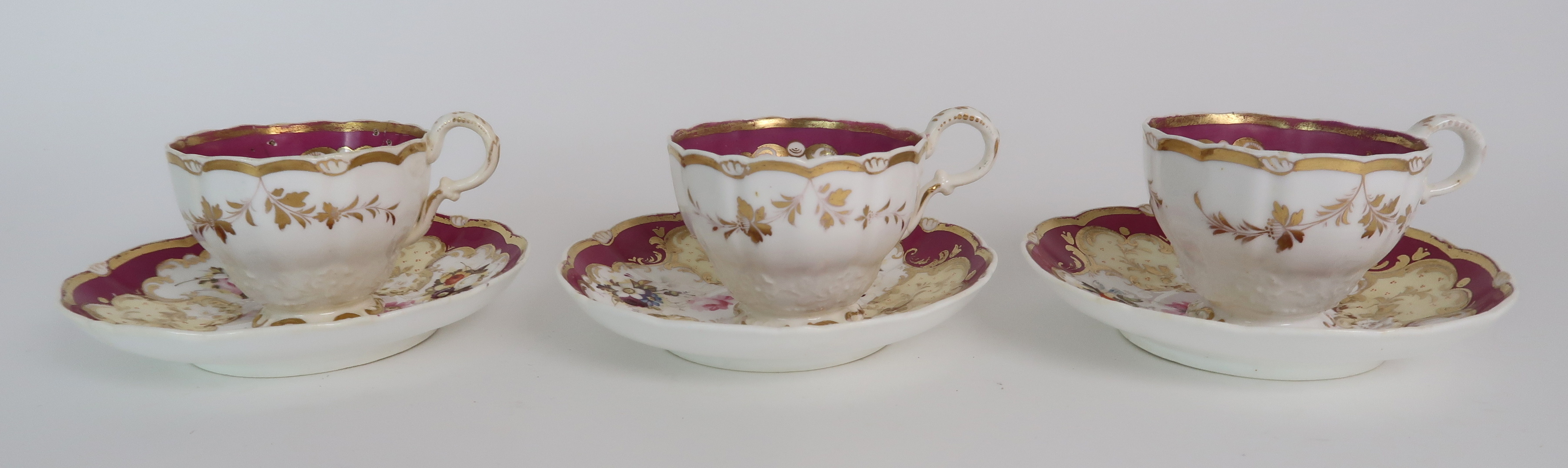 A HICKS AND MEIGH TEA AND COFFEE SET the white ground with maroon and gilt borders, surrounding - Image 8 of 13