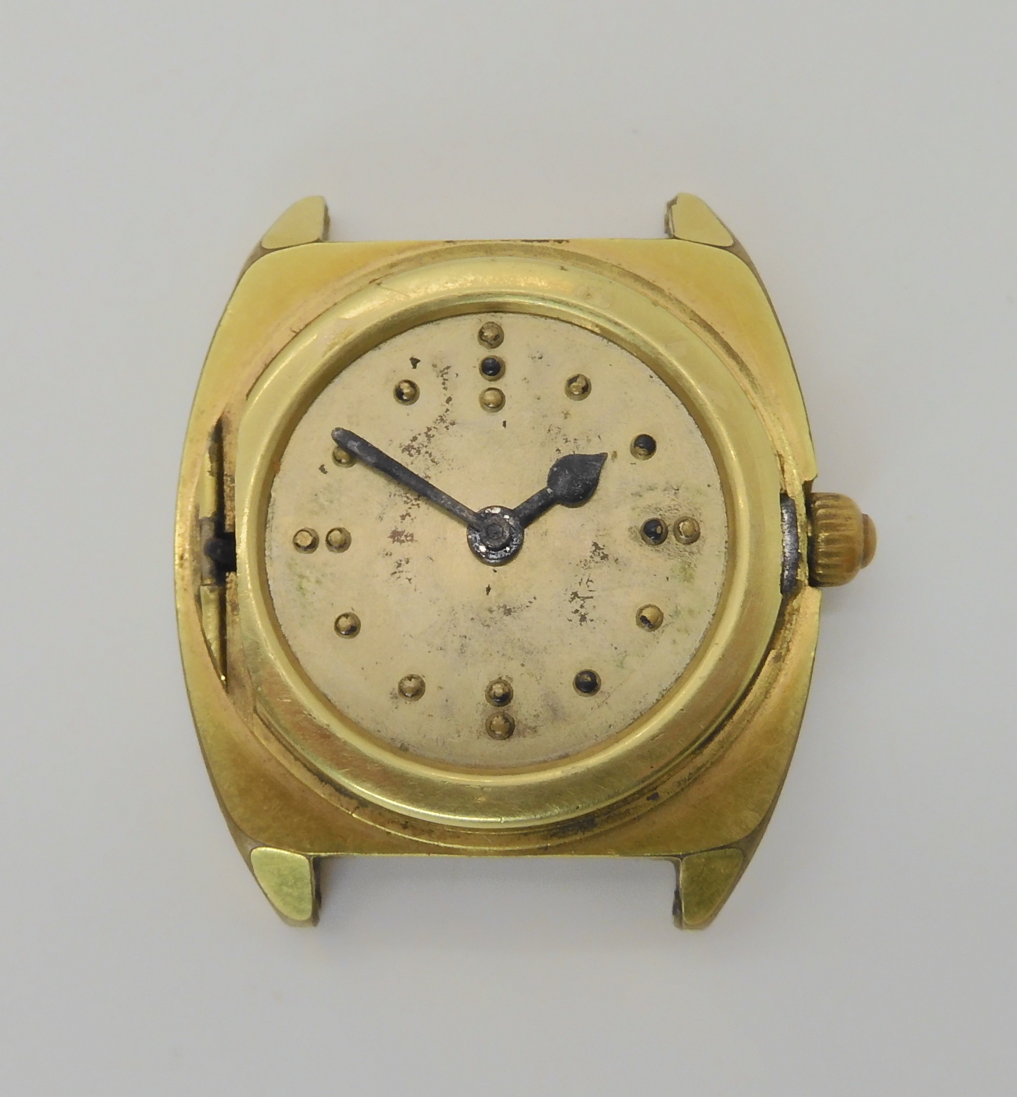 AN AMERICAN FEDERATION FOR THE BLIND BRAIL WATCH case dimensions 3.4cm x 4cm, with an automatic