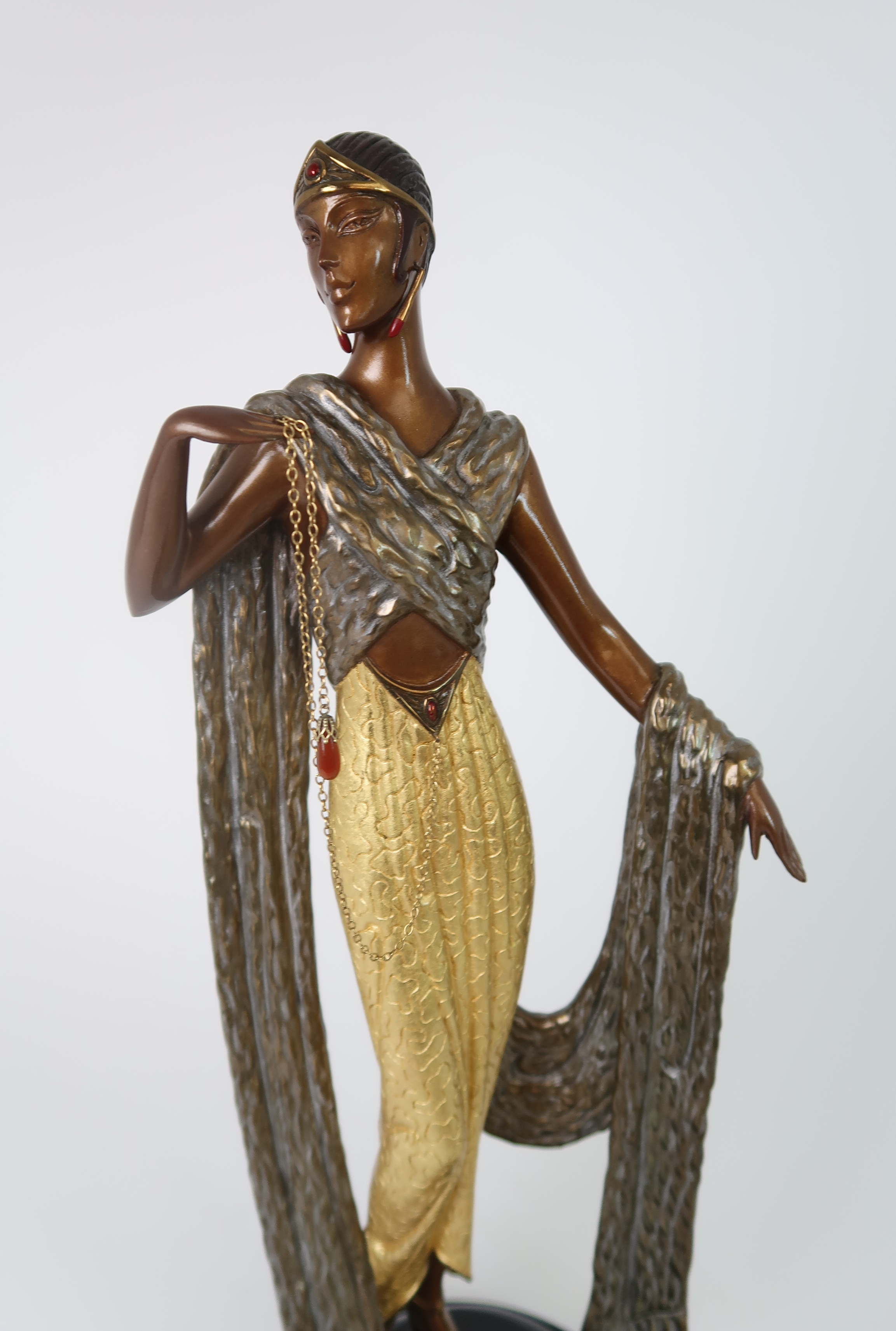 ERTE, (Russian, 1892-1990) 'JE L'AIME' bronze figure of a woman, stamped 498/500, 1988, Sevenarts - Image 5 of 7