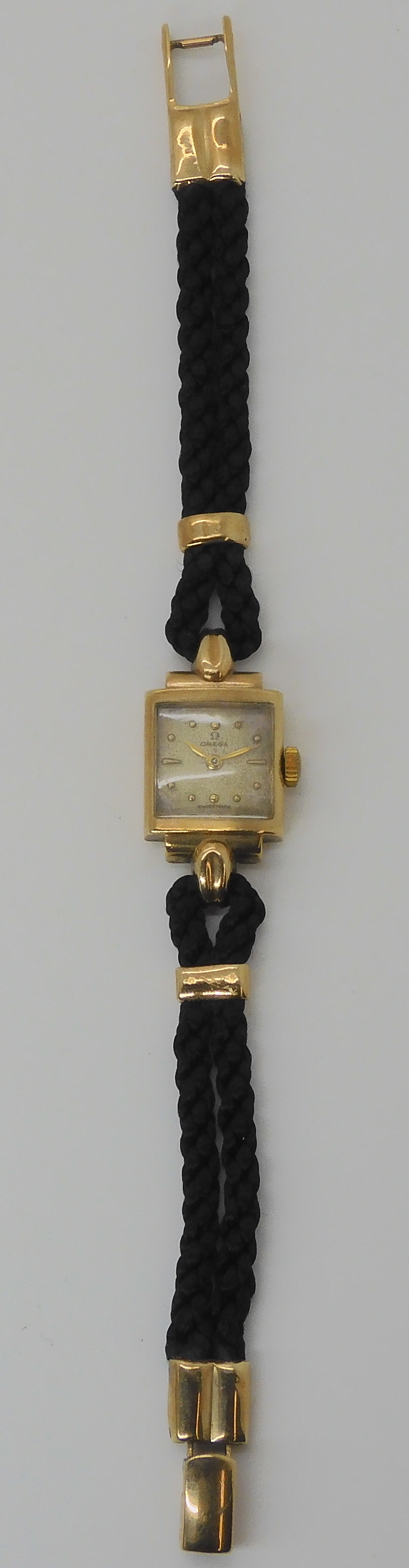 A 9CT GOLD LADIES VINTAGE OMEGA WRISTWATCH the Omega movement is stamped 11850252, bearing - Bild 2 aus 5