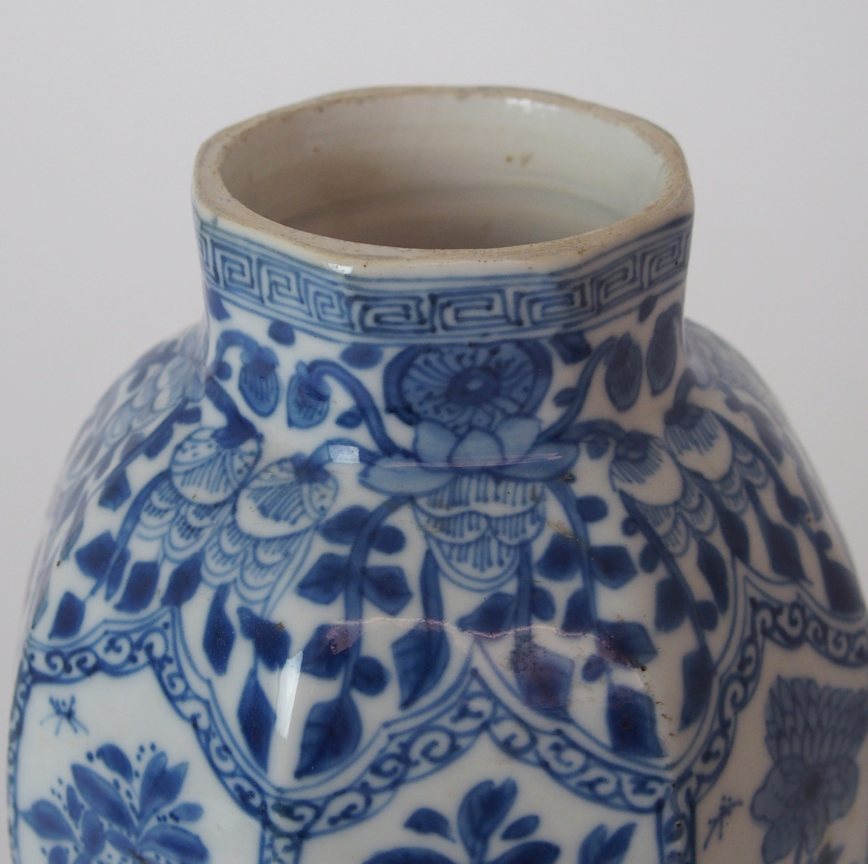 A PAIR OF CHINESE BLUE AND WHITE OCTAGONAL VASES each painted with panels of insects amongst foliage - Image 6 of 12