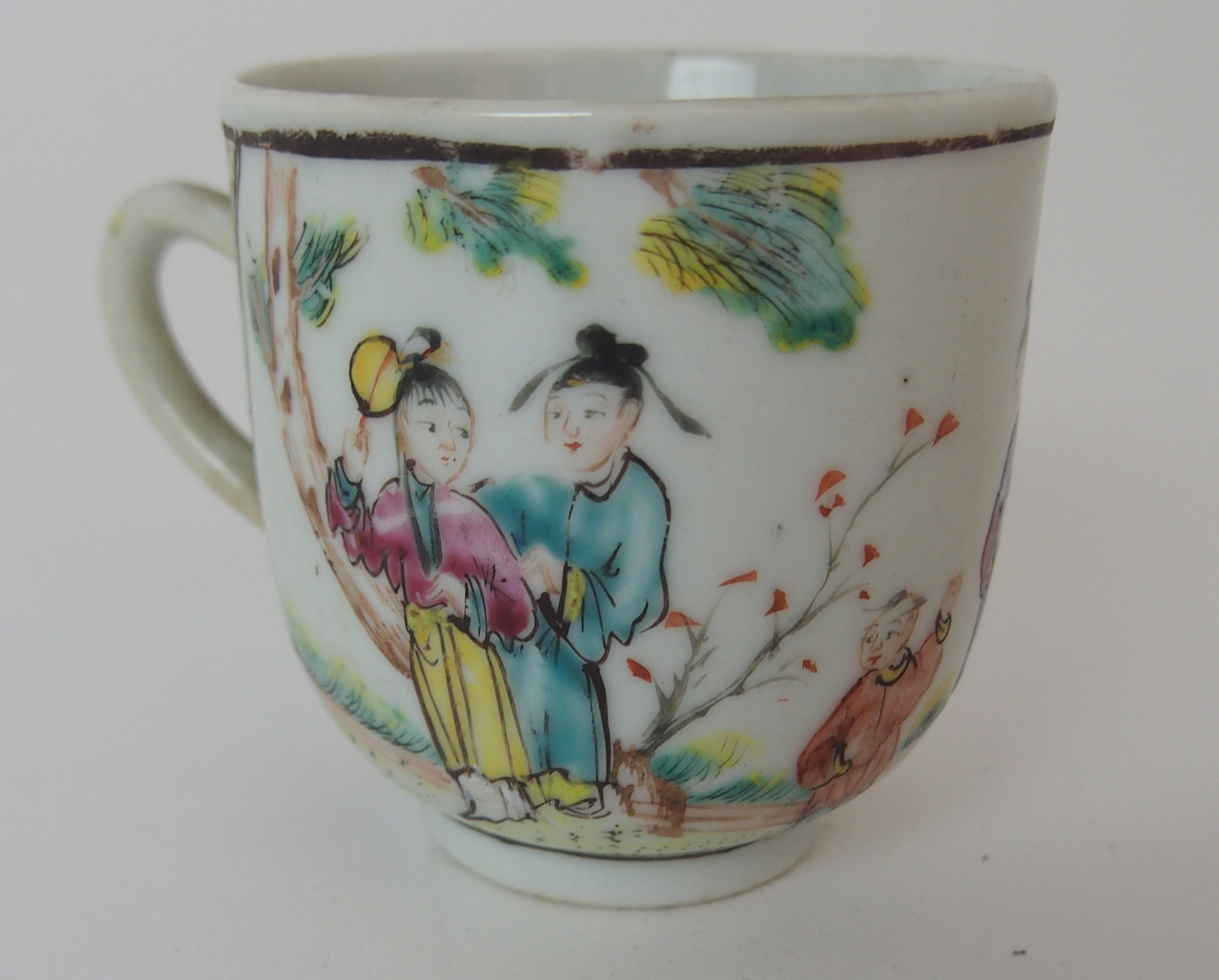 A CHINESE EXPORT TEAPOT AND COVER painted with exotic birds amongst peonies and rockwork - Image 8 of 13