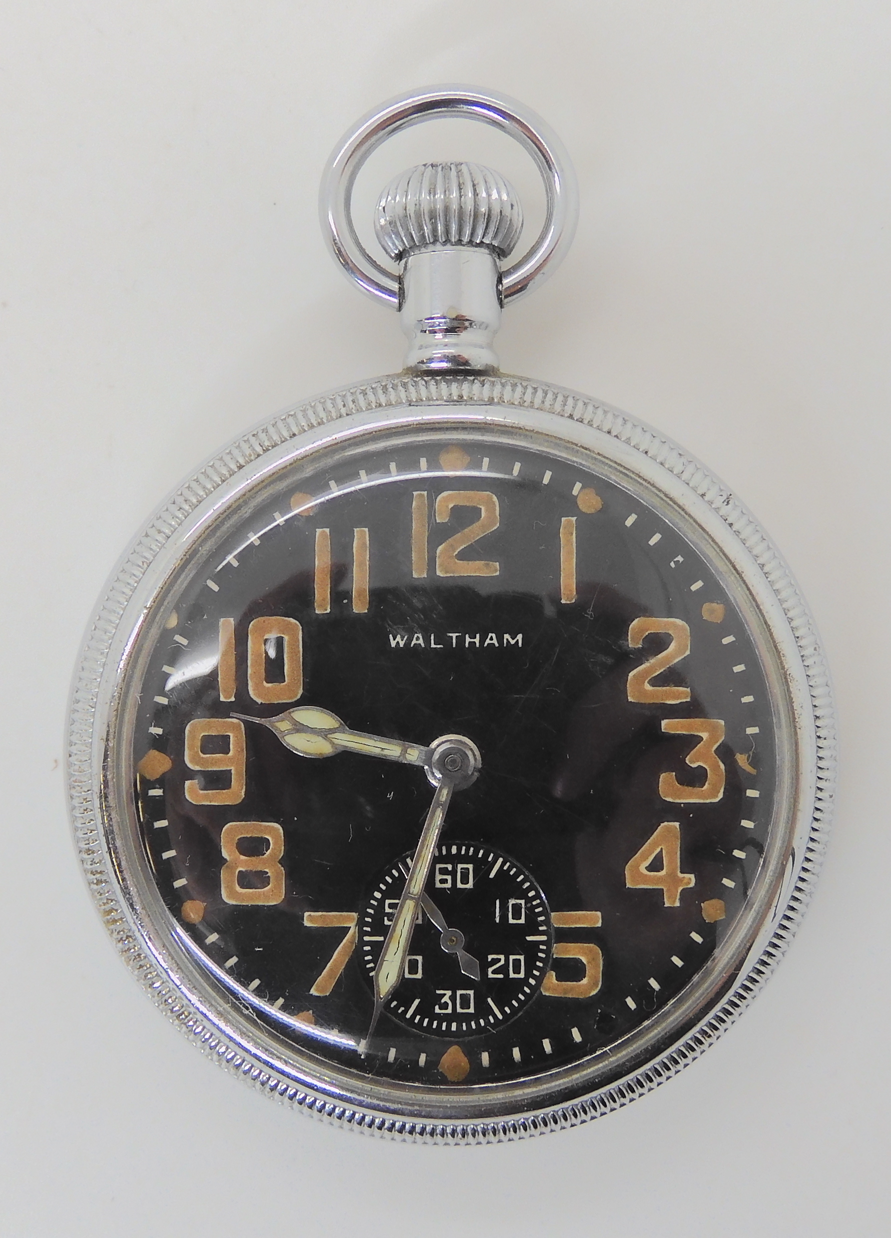 TWO MILITARY WALTHAM POCKET WATCHES AND A STOP WATCH the first with black dial subsidiary seconds - Bild 3 aus 13
