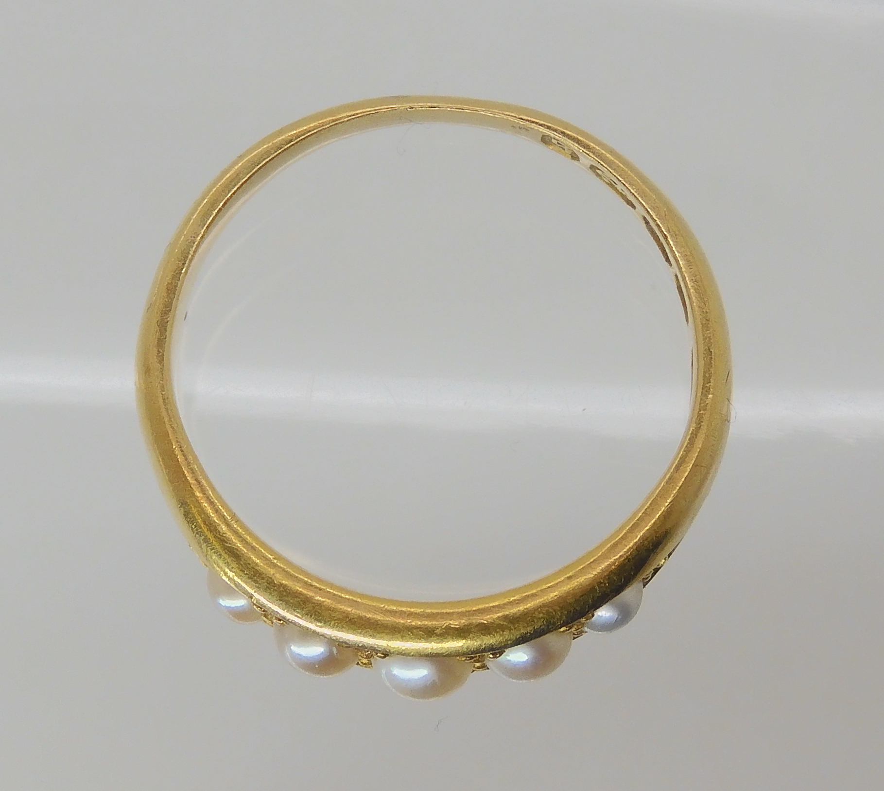 AN 18CT GOLD FIVE PEARL RING with nice crisp hallmarks for Birmingham 1892, made by W. Shammon & - Image 2 of 4