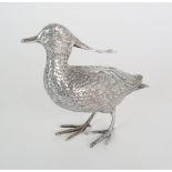 A CONTINENTAL SILVER MODEL OF A LAPWING stamped 925, 11 cm high (filled) Condition Report: Available