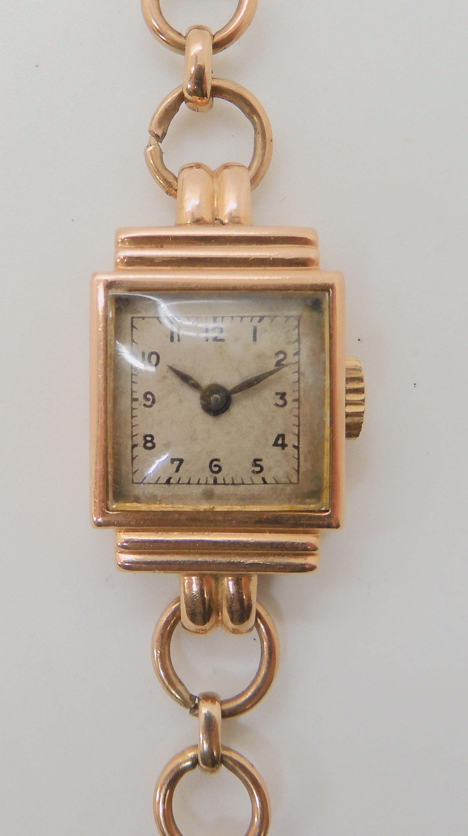 THREE LADIES VINTAGE WATCHES a 9ct cased Tudor Princess self winding watch with cream dial gold - Image 5 of 9