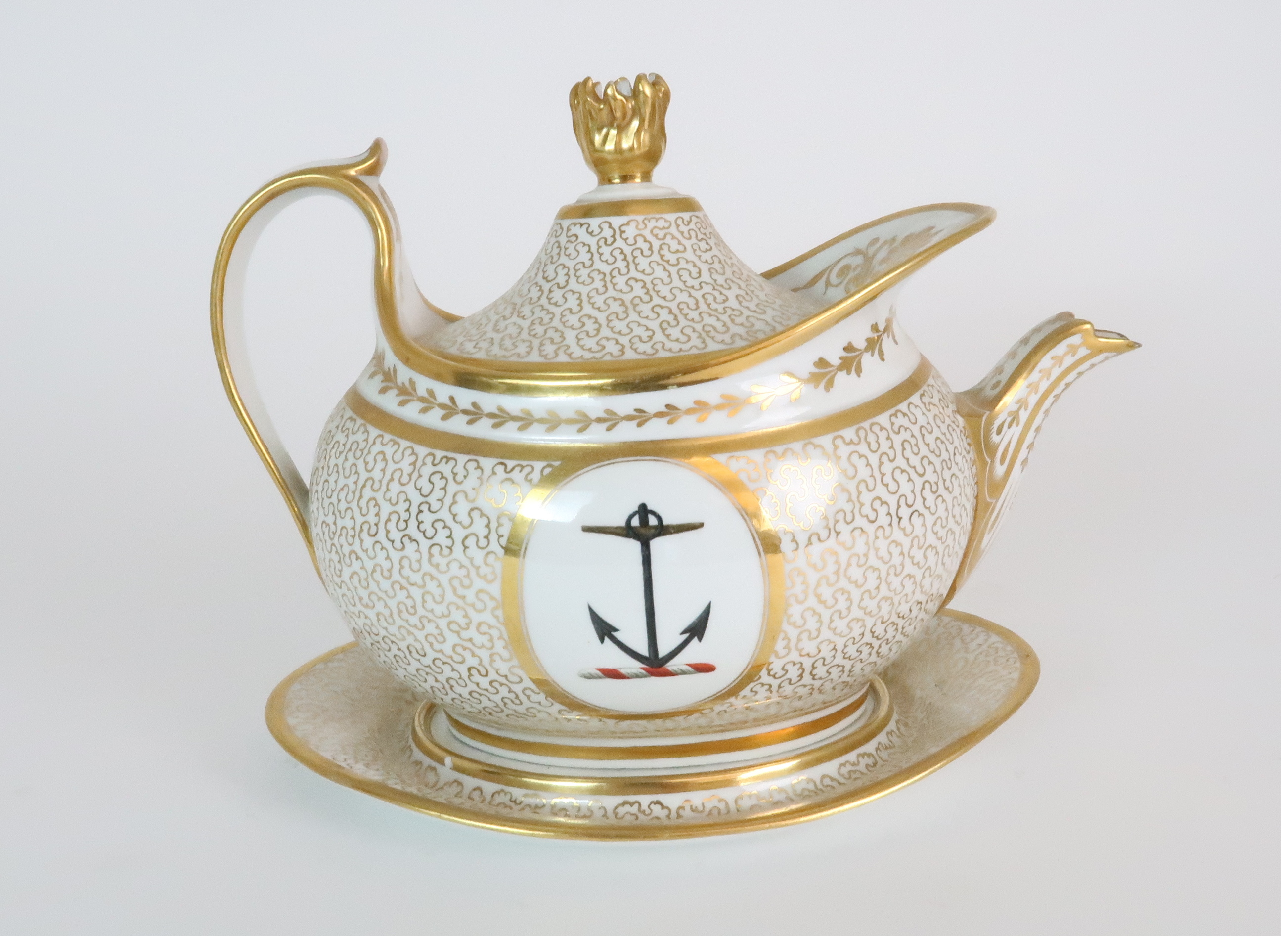 AN EARLY 19TH CENTURY BARR FLIGHT & BARR OVAL TEAPOT, COVER AND MATCHING STAND the cover with gilt - Image 3 of 8