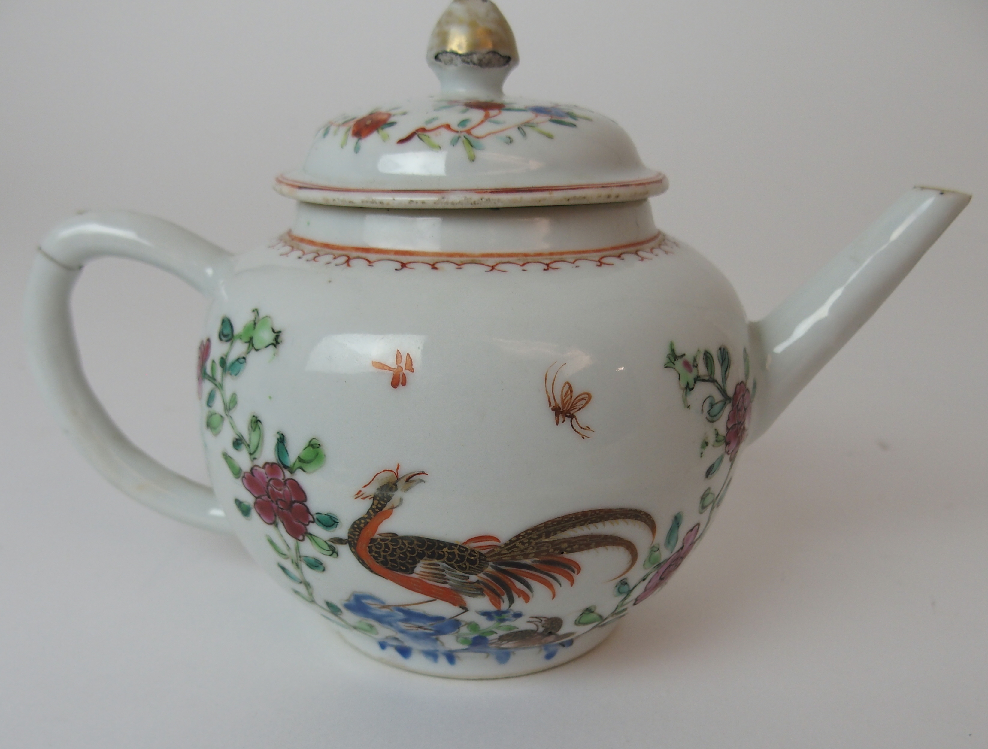 A CHINESE EXPORT TEAPOT AND COVER painted with exotic birds amongst peonies and rockwork - Image 4 of 13