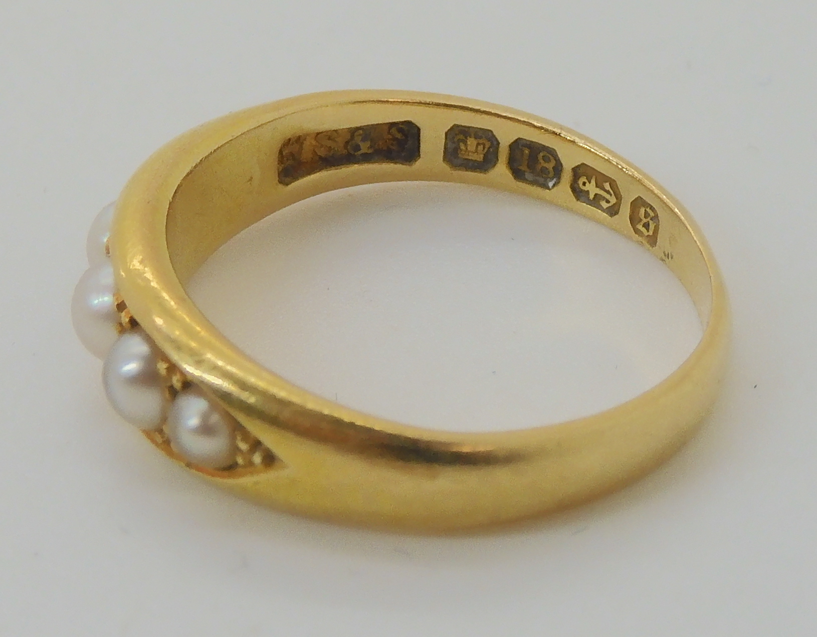 AN 18CT GOLD FIVE PEARL RING with nice crisp hallmarks for Birmingham 1892, made by W. Shammon & - Image 4 of 4