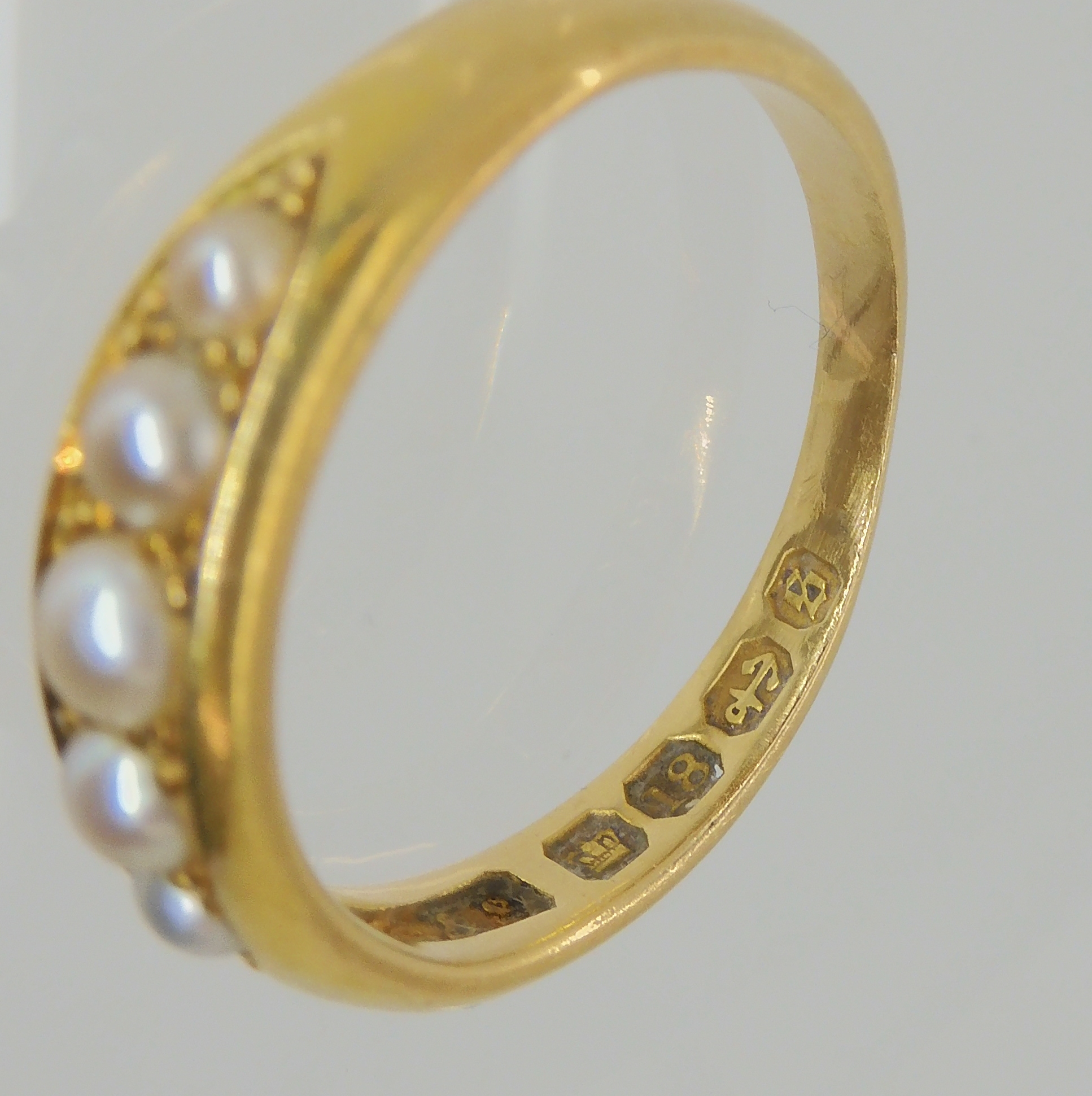 AN 18CT GOLD FIVE PEARL RING with nice crisp hallmarks for Birmingham 1892, made by W. Shammon & - Image 3 of 4