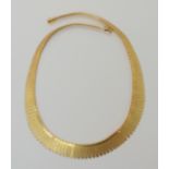 AN 18CT GOLD FRINGE NECKLACE length 43.5cm, weight 46.5gms Condition Report: Available upon request