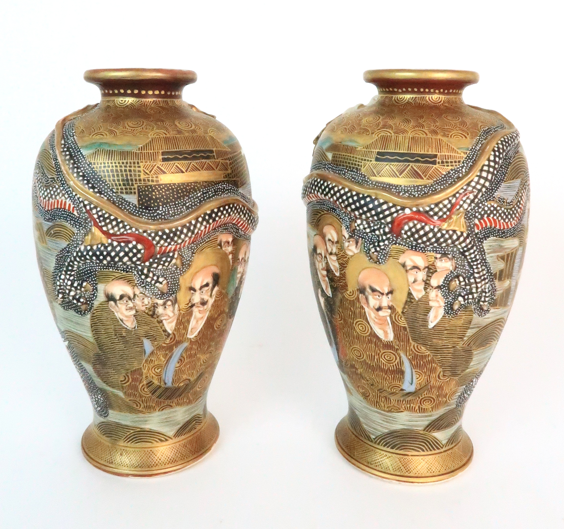 A PAIR OF SATSUMA BALUSTER VASES each applied with sinuous dragons coiled around the bodies and - Image 3 of 10