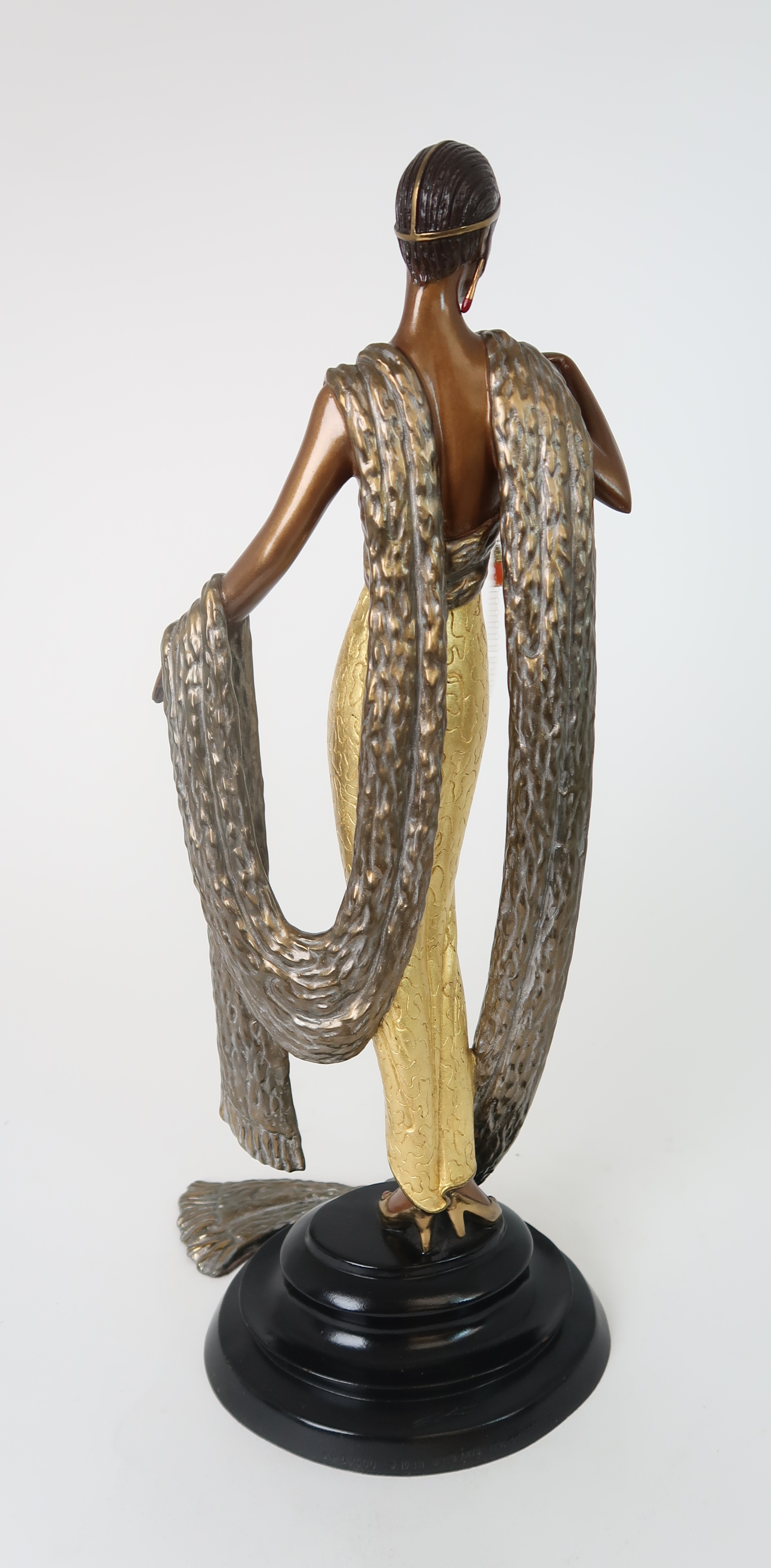 ERTE, (Russian, 1892-1990) 'JE L'AIME' bronze figure of a woman, stamped 498/500, 1988, Sevenarts - Image 3 of 7