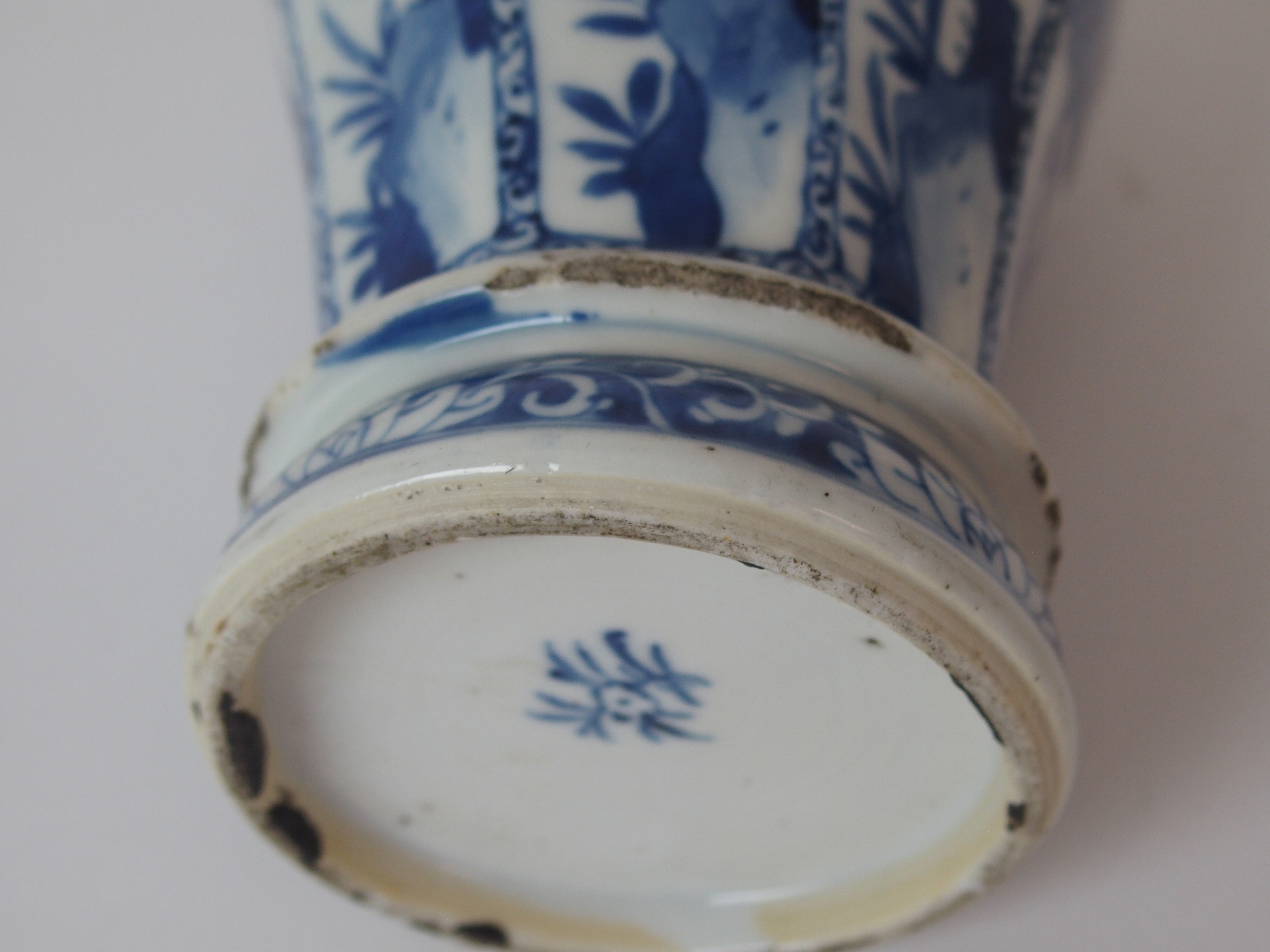 A PAIR OF CHINESE BLUE AND WHITE OCTAGONAL VASES each painted with panels of insects amongst foliage - Image 9 of 12