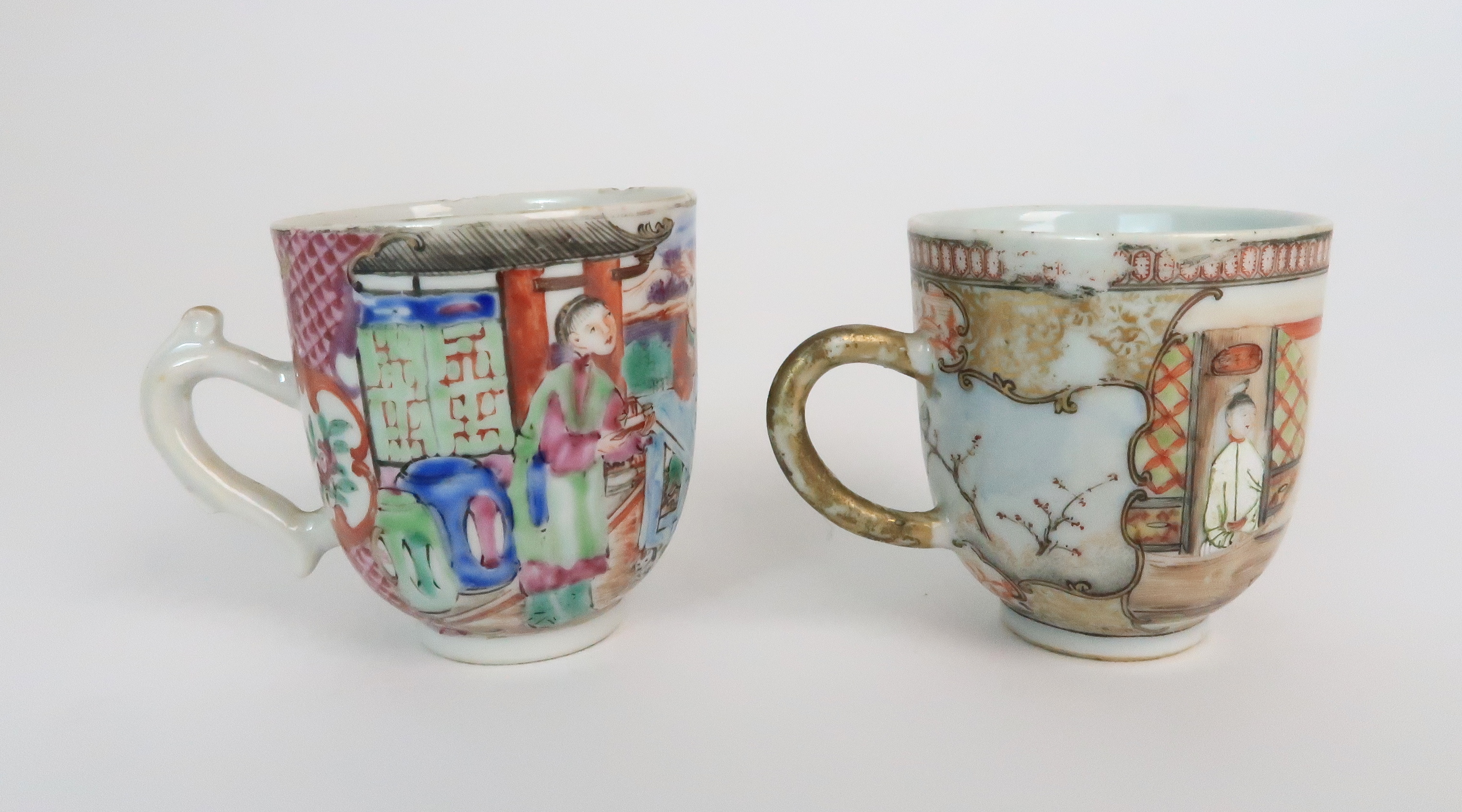 *WITHDRAWN* TWO CHINESE EXPORT FAMILLE ROSE CUPS one painted with figures at tables on balconies - Image 3 of 6