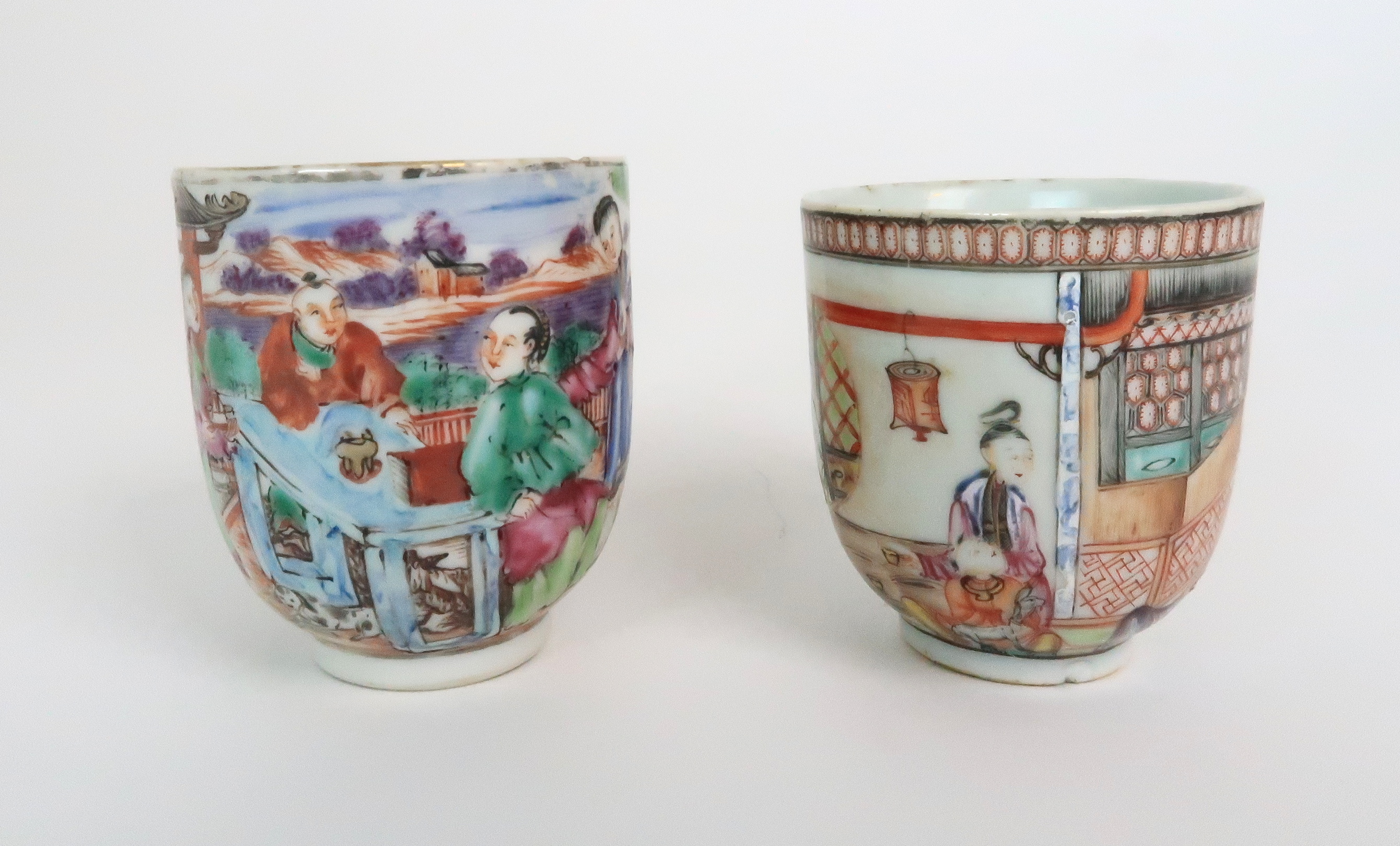 *WITHDRAWN* TWO CHINESE EXPORT FAMILLE ROSE CUPS one painted with figures at tables on balconies - Image 4 of 6