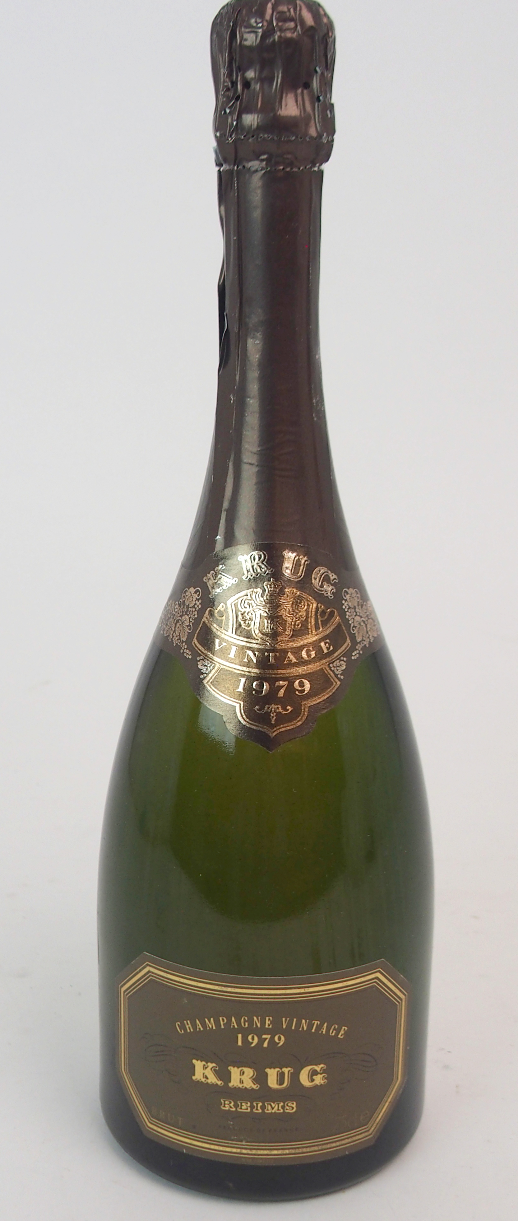 A BOTTLE OF KRUG VINTAGE CHAMPAGNE, 1979 75cl Condition Report: Available upon request