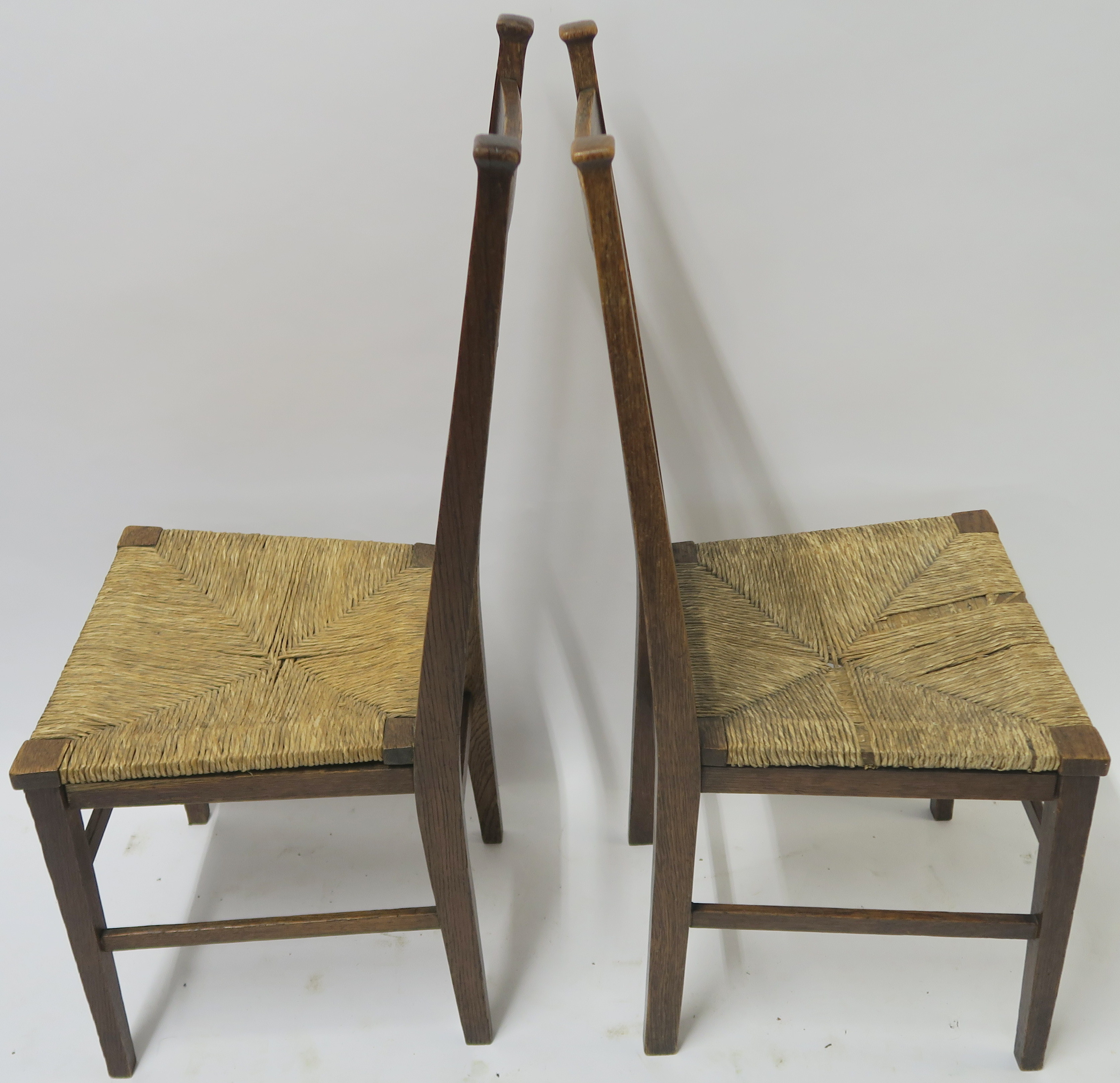 A SET OF SIX ARTS AND CRAFTS DINING CHAIRS WITH RUSH SEATS 103cm and 100cm high and two other chairs - Image 20 of 22